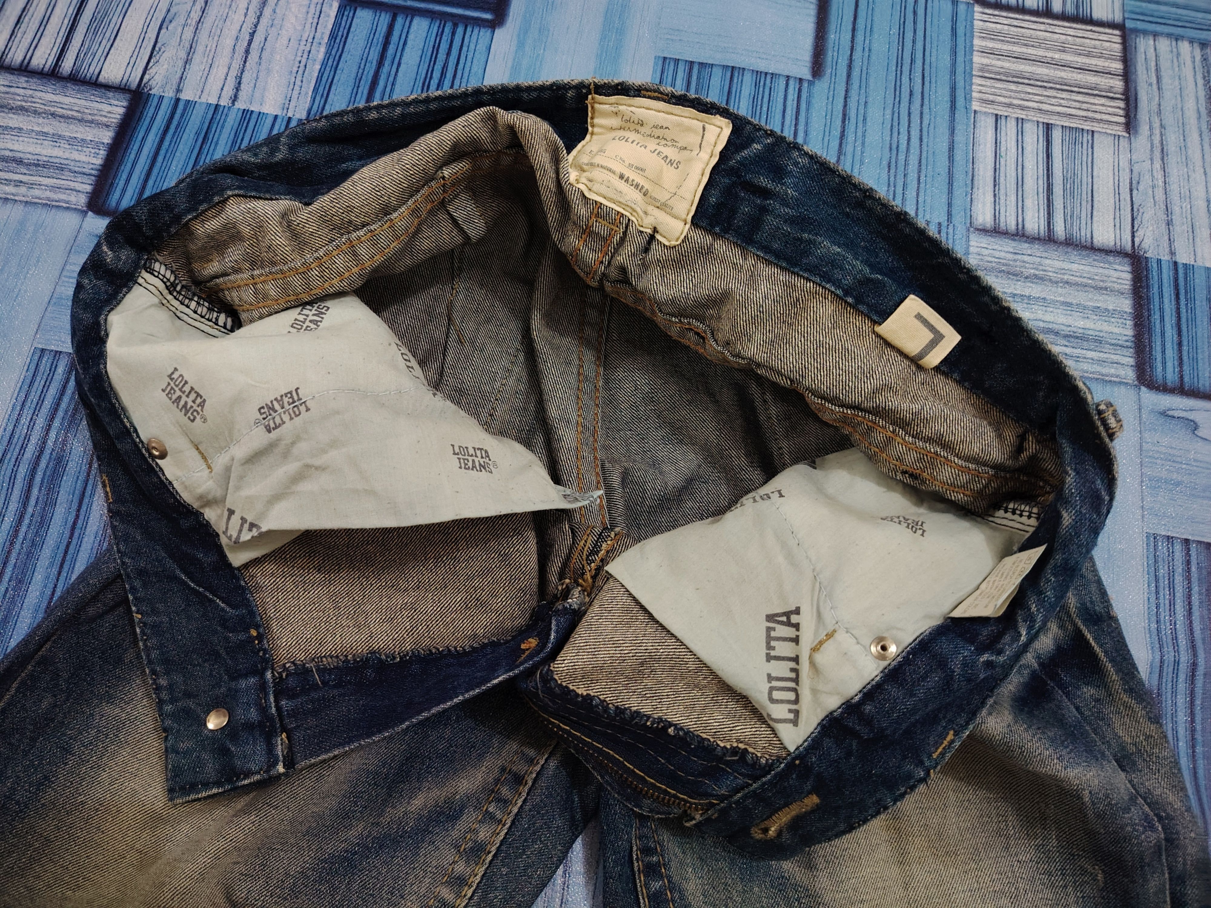If Six Was Nine Rare!!! Lolita denim distressed flared short jeans Size 31" - 13 Thumbnail