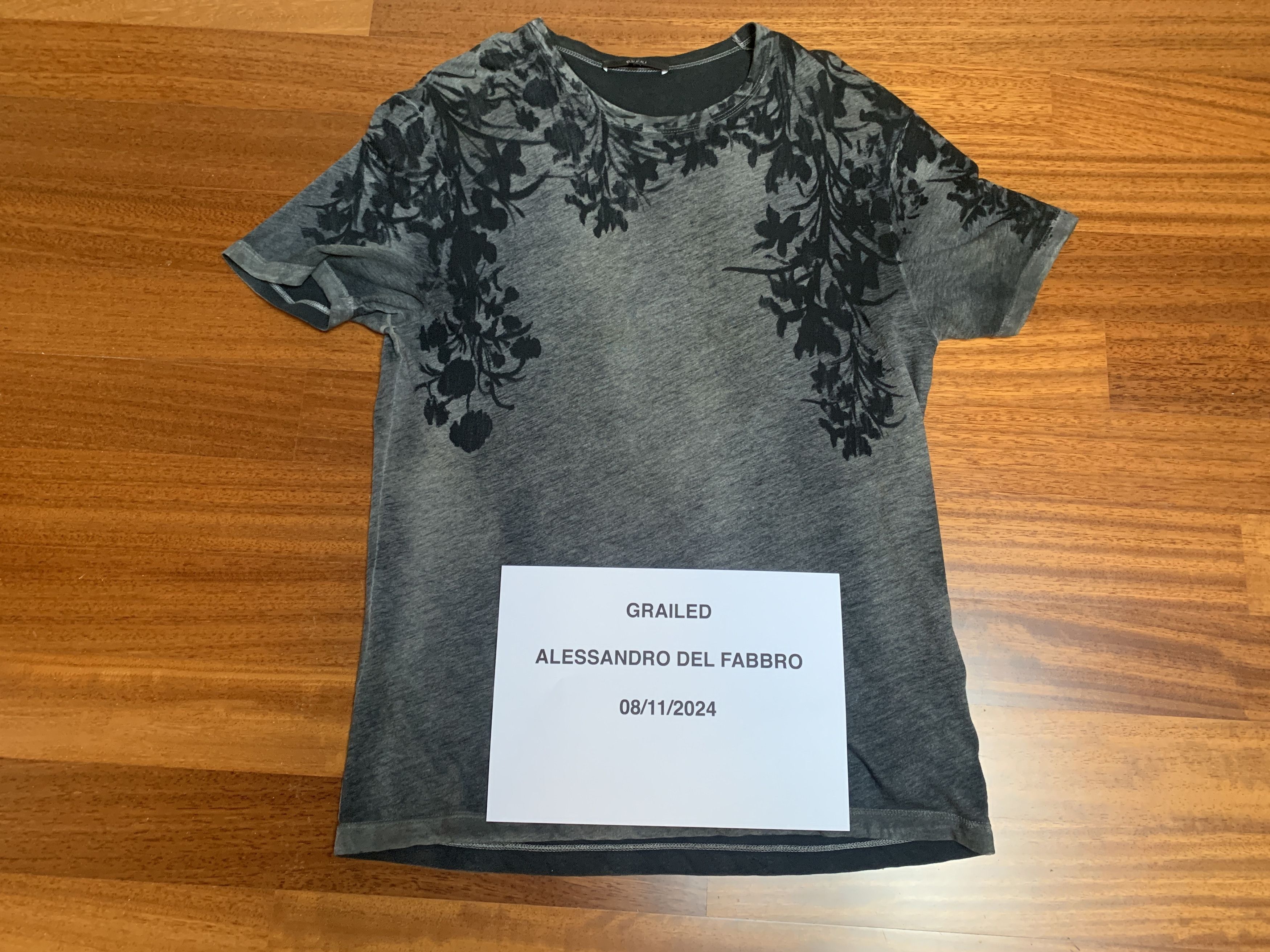Gucci GUCCI T-SHIRT FLOWER DESIGNS Size US L / EU 52-54 / 3 - 8 Thumbnail
