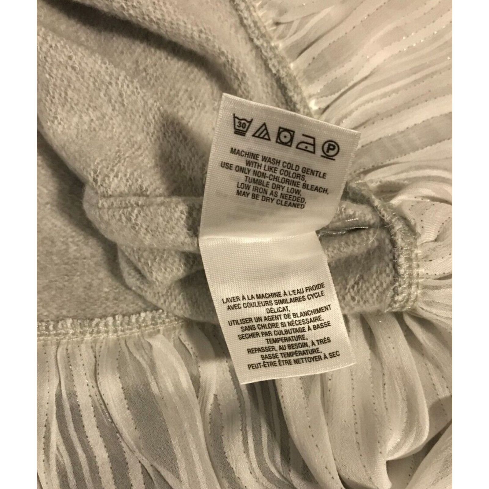Anthropologie Anthropologie Akemi + Kin Nell Flutter Sleeve Sweatshirt Size L / US 10 / IT 46 - 11 Thumbnail