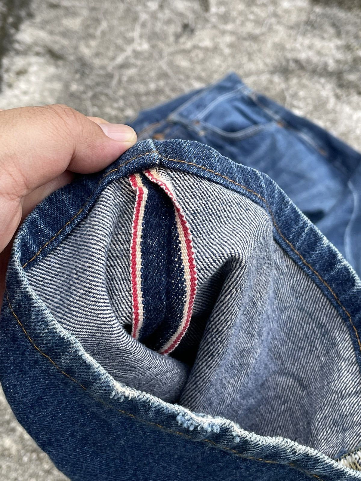 Edwin Vintage Rare Button Edwin 505 Selvedge (J23-11) Size US 28 / EU 44 - 10 Thumbnail