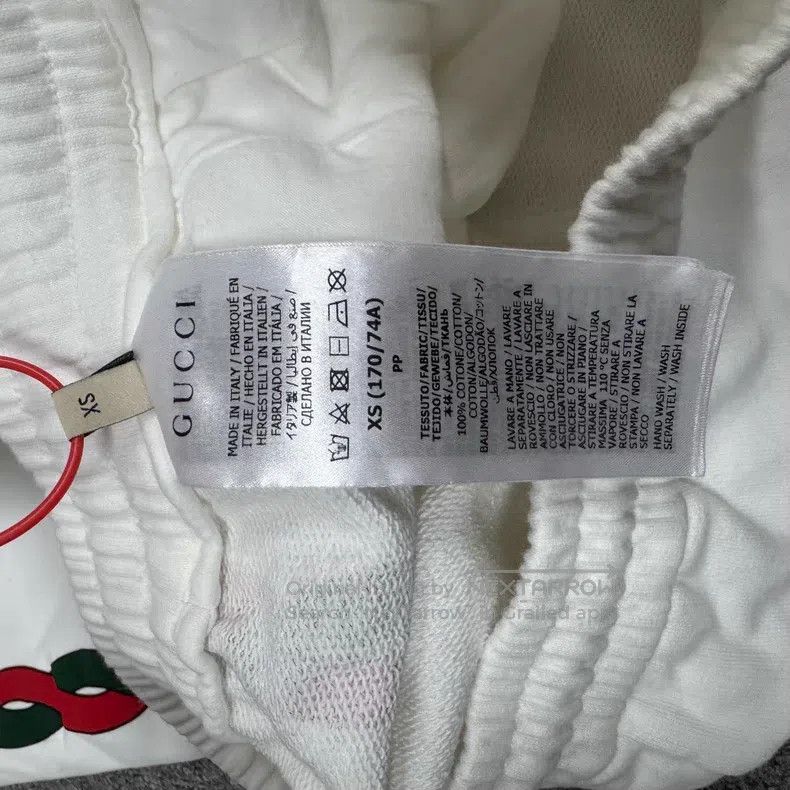 Gucci Gucci Size XS Red and green floral print drawstring shorts Size US 29 - 6 Thumbnail