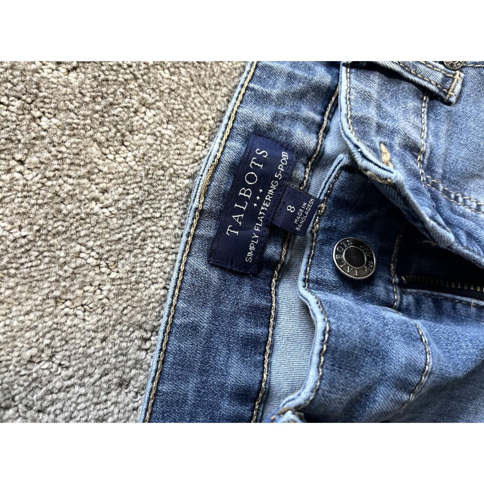 Talbots Talbots Jeans Womens 8 Blue Simply Flattering 5-Pocket Stretch Buttons At Hems Size 30" / US 8 / IT 44 - 3 Thumbnail