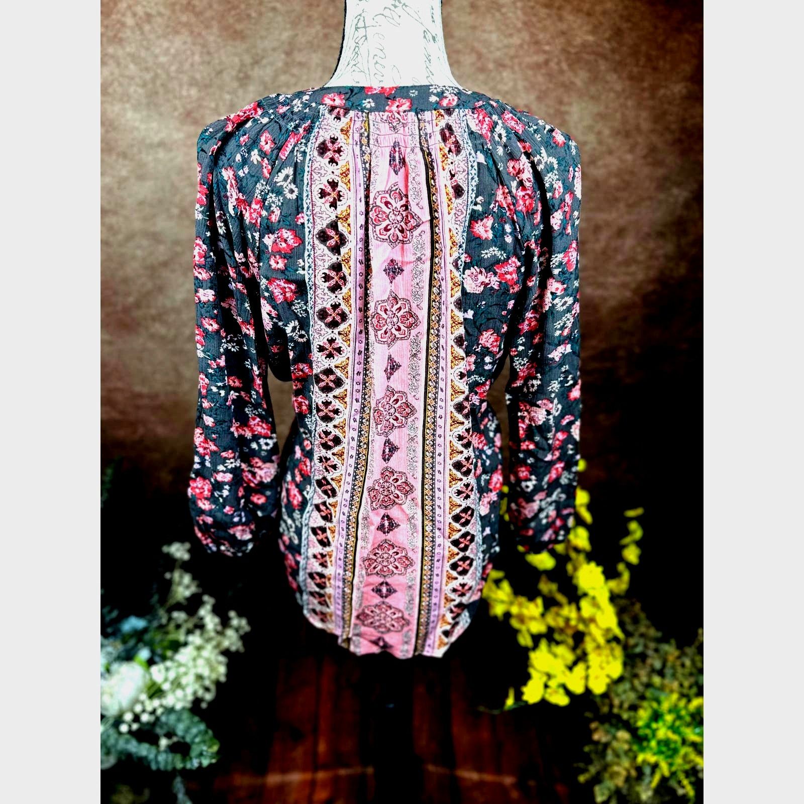 Other Mason & Belle Casey Tassel Detail Blouse Gray/Pink size S Size S / US 4 / IT 40 - 11 Thumbnail