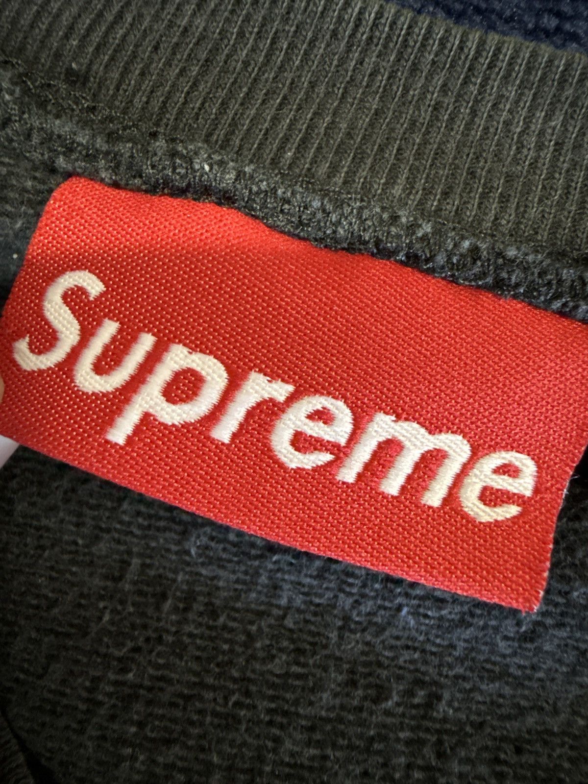 Supreme Black vintage supreme crewneck Size US M / EU 48-50 / 2 - 4 Thumbnail