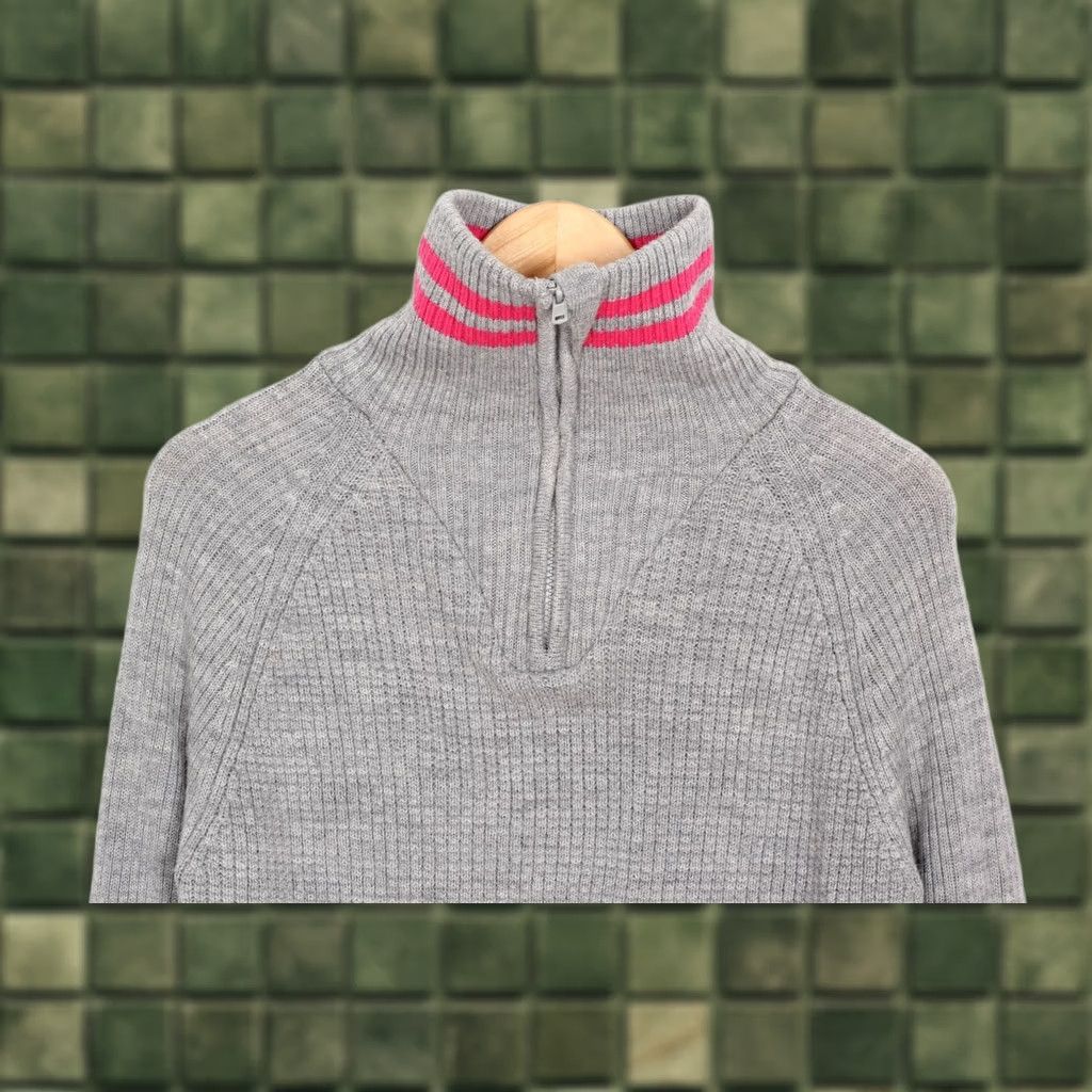 Vintage VINTAGE DEVOLD Nordic Jumper Wool Griffin Varde Zip Neck Women Size S Grey High Neck 1/4 Zip Pullover 100% Wool Mens? Size S / US 4 / IT 40 - 1 Thumbnail