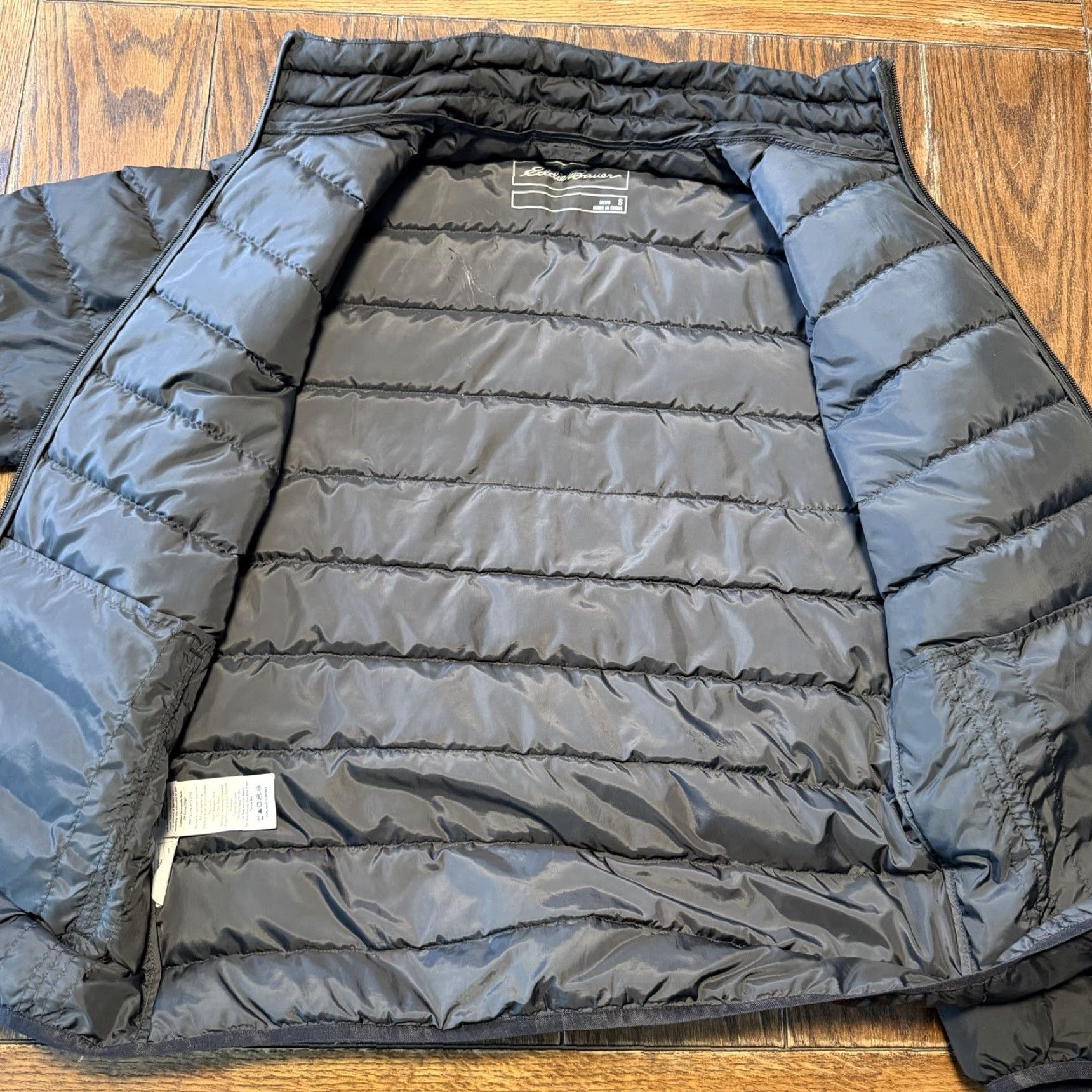 Eddie Bauer Eddie Bauer EB650 Hooded Quilted Puffer Down Jacket Black Size Small Full Zip Size US S / EU 44-46 / 1 - 5 Thumbnail