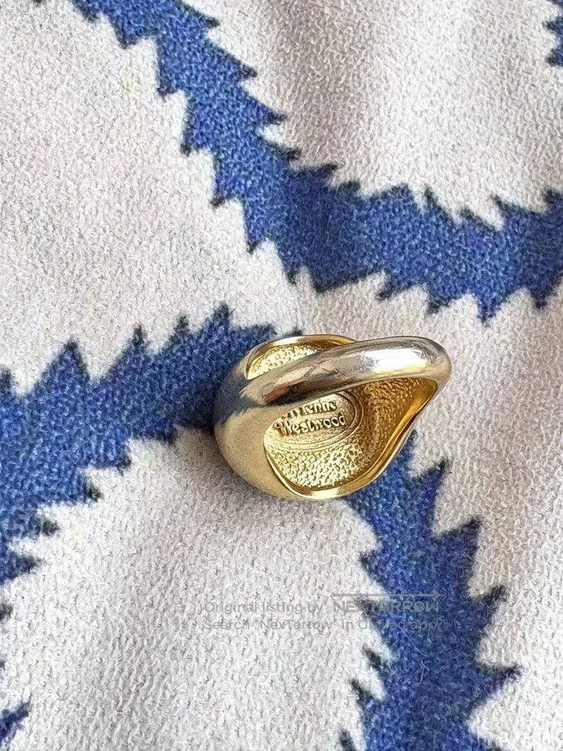 Vivienne Westwood Vivienne Westwood Red Enamel Ring. Size ONE SIZE - 3 Thumbnail