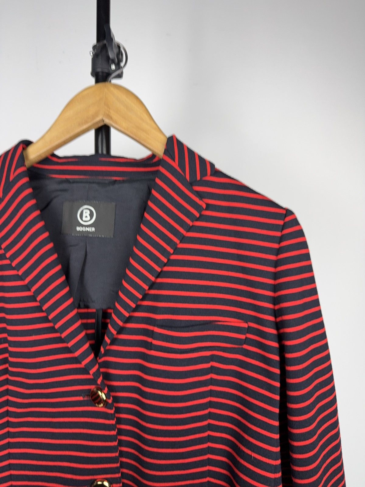 Bogner Luxury 00s Bogner Navy Red Striped Stretch Blazer EU 40 M/L Size M / US 6-8 / IT 42-44 - 7 Thumbnail
