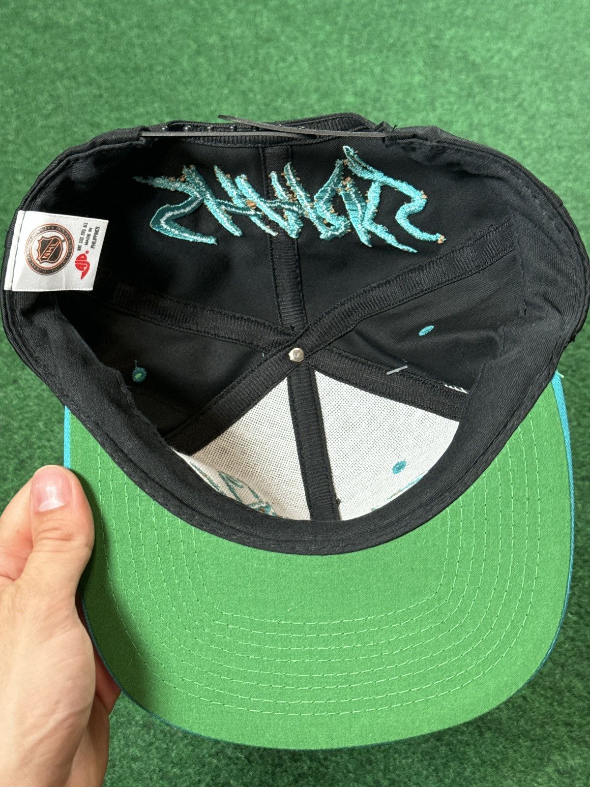 NHL × Vintage Vintage 90s San Jose Sharks Deadstock NHL Snapback Hat Size ONE SIZE - 6 Thumbnail