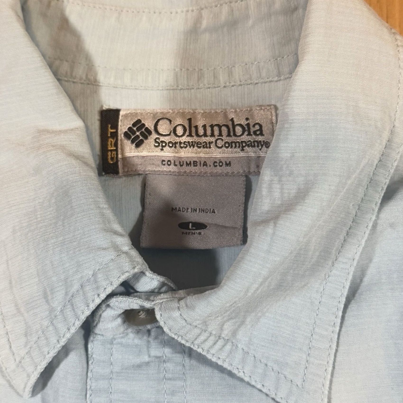 Vintage Columbia GRT Shirt Large Light Blue Short Sleeve Button Pleated Viscose Size US L / EU 52-54 / 3 - 3 Thumbnail