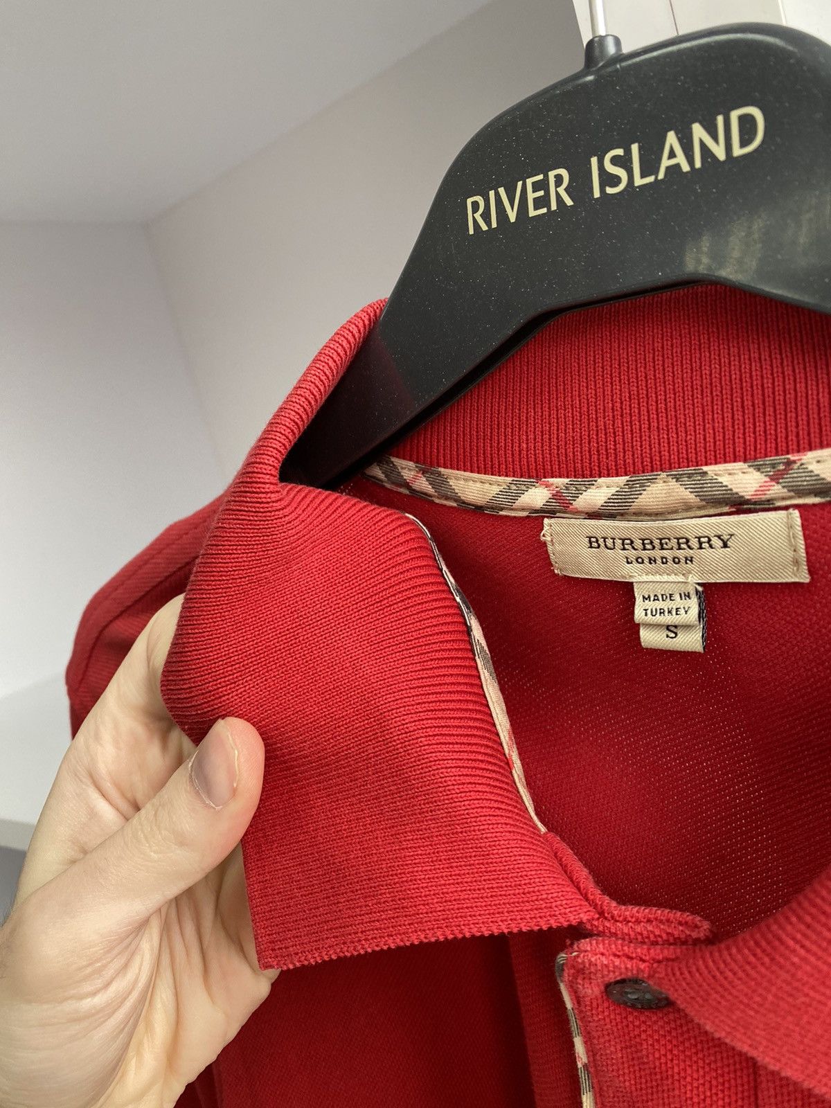 Burberry × Vintage Vintage Burberry Red Polo T-Shirt Size US S / EU 44-46 / 1 - 9 Thumbnail
