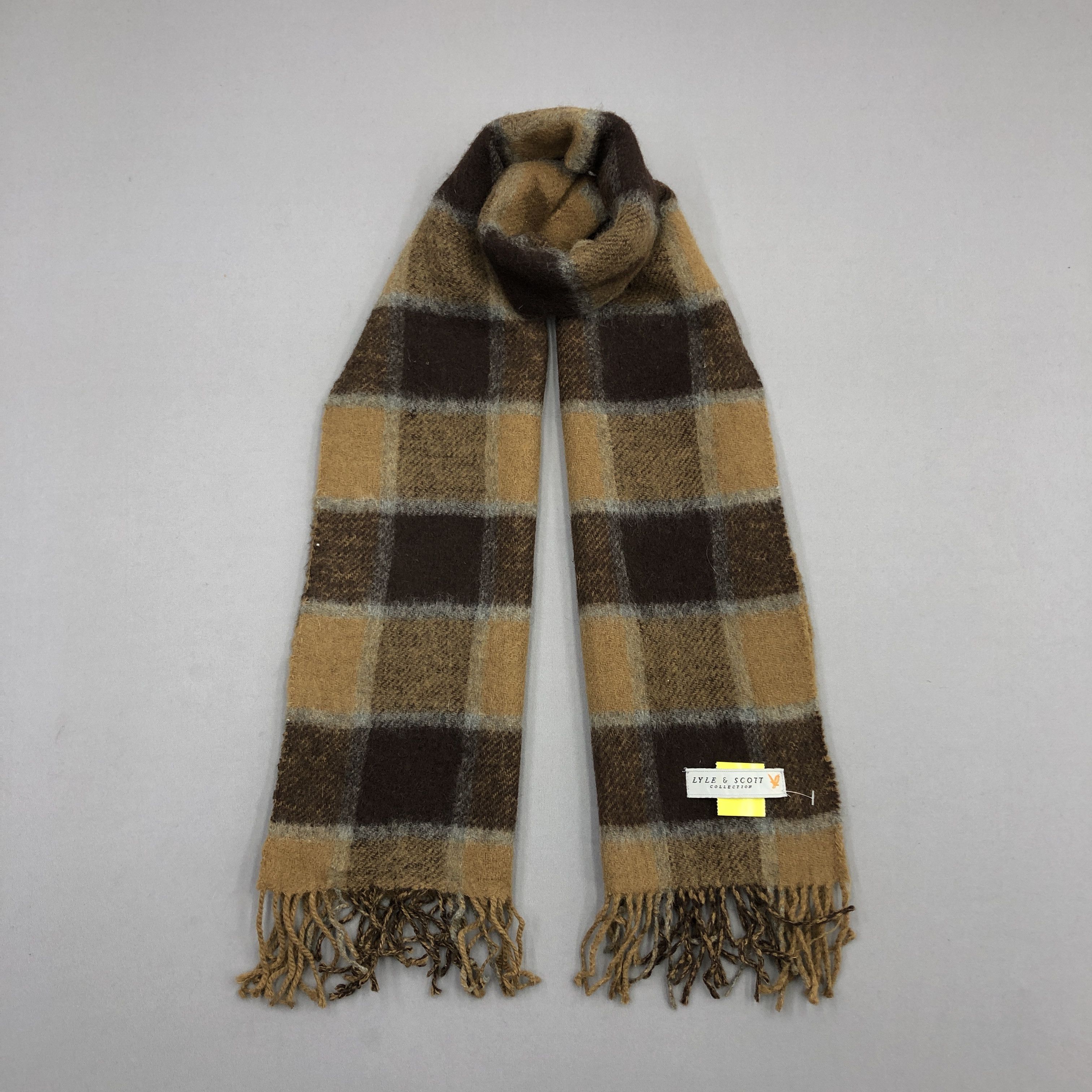 Lyle & Scott Vintage Lyle & Scott Scarf Muffler Wool Plaid Winter Scarves Size ONE SIZE - 1 Thumbnail