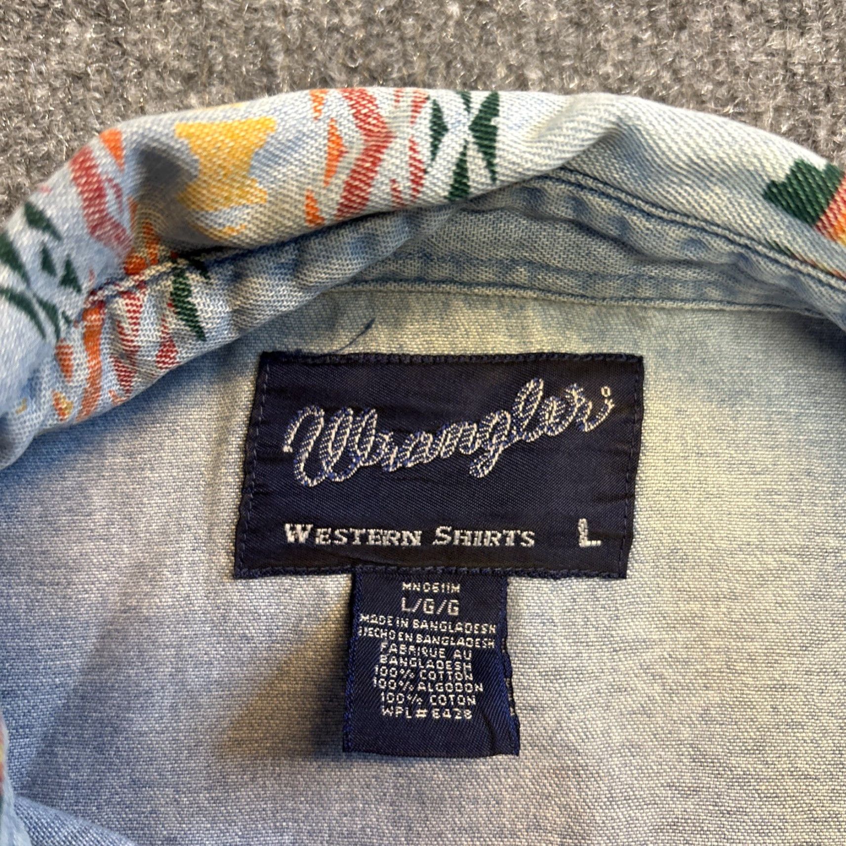Wrangler VINTAGE Wrangler Denim Jacket Aztec Geometric Print Mens L Blue Snap Button Jacket Size US L / EU 52-54 / 3 - 2 Thumbnail
