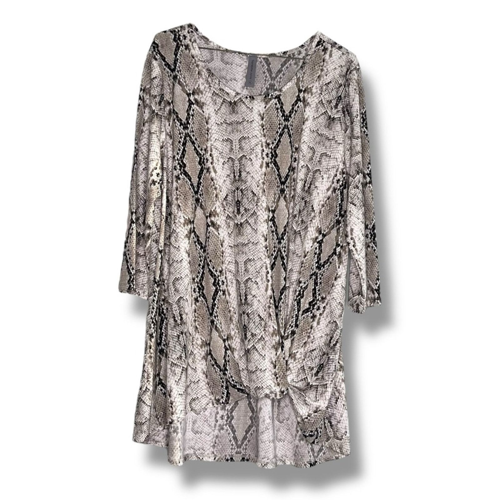 Other Honeyme Curvy snakeskin print 3/4 sleeve top with twist hem Size XL / US 12-14 / IT 48-50 - 2 Thumbnail