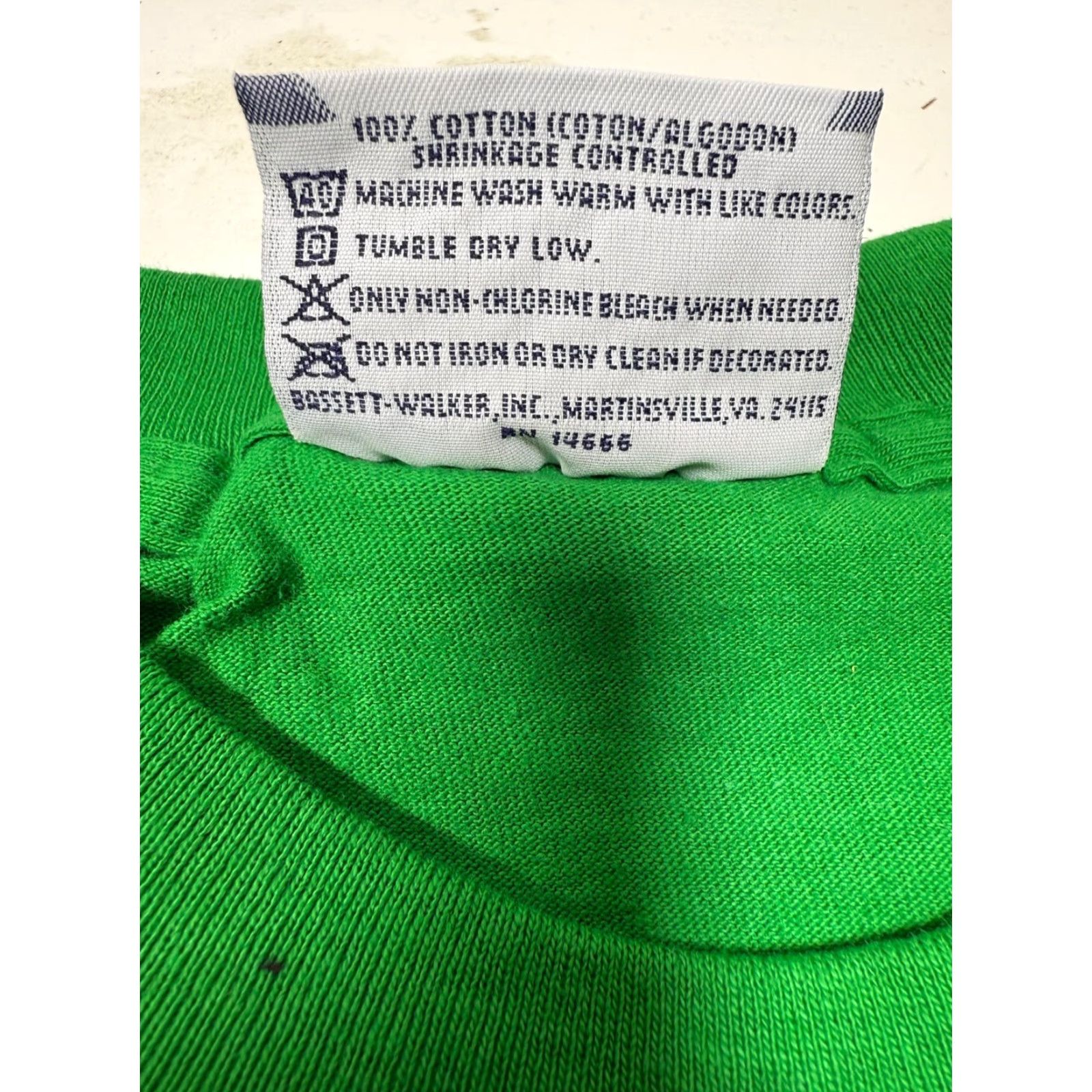Vintage VINTAGE Beck 90s Concert Graphic T-Shirt XL Green Mens Size US XL / EU 56 / 4 - 6 Thumbnail