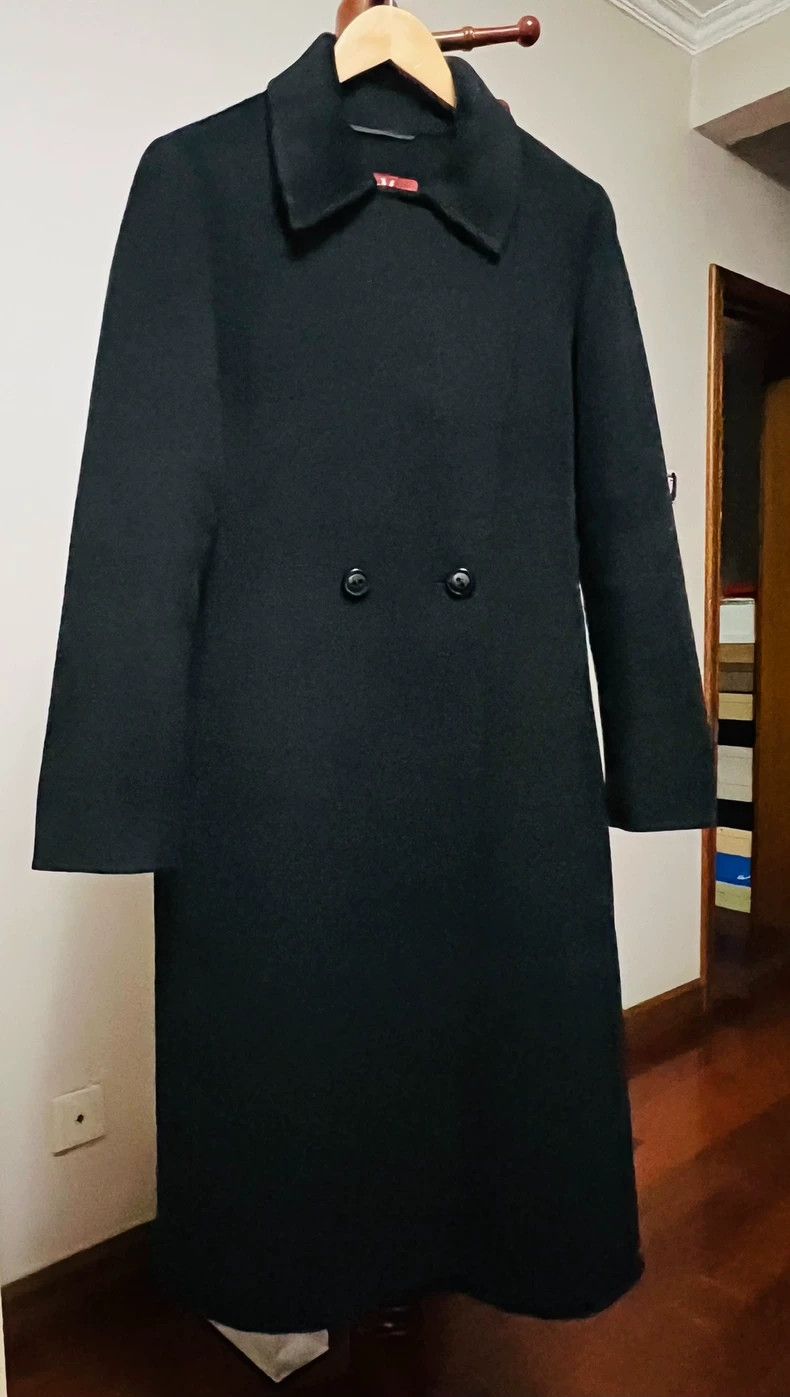 Max Mara Max Mara Black two-button coat Size M / US 6-8 / IT 42-44 - 1 Thumbnail