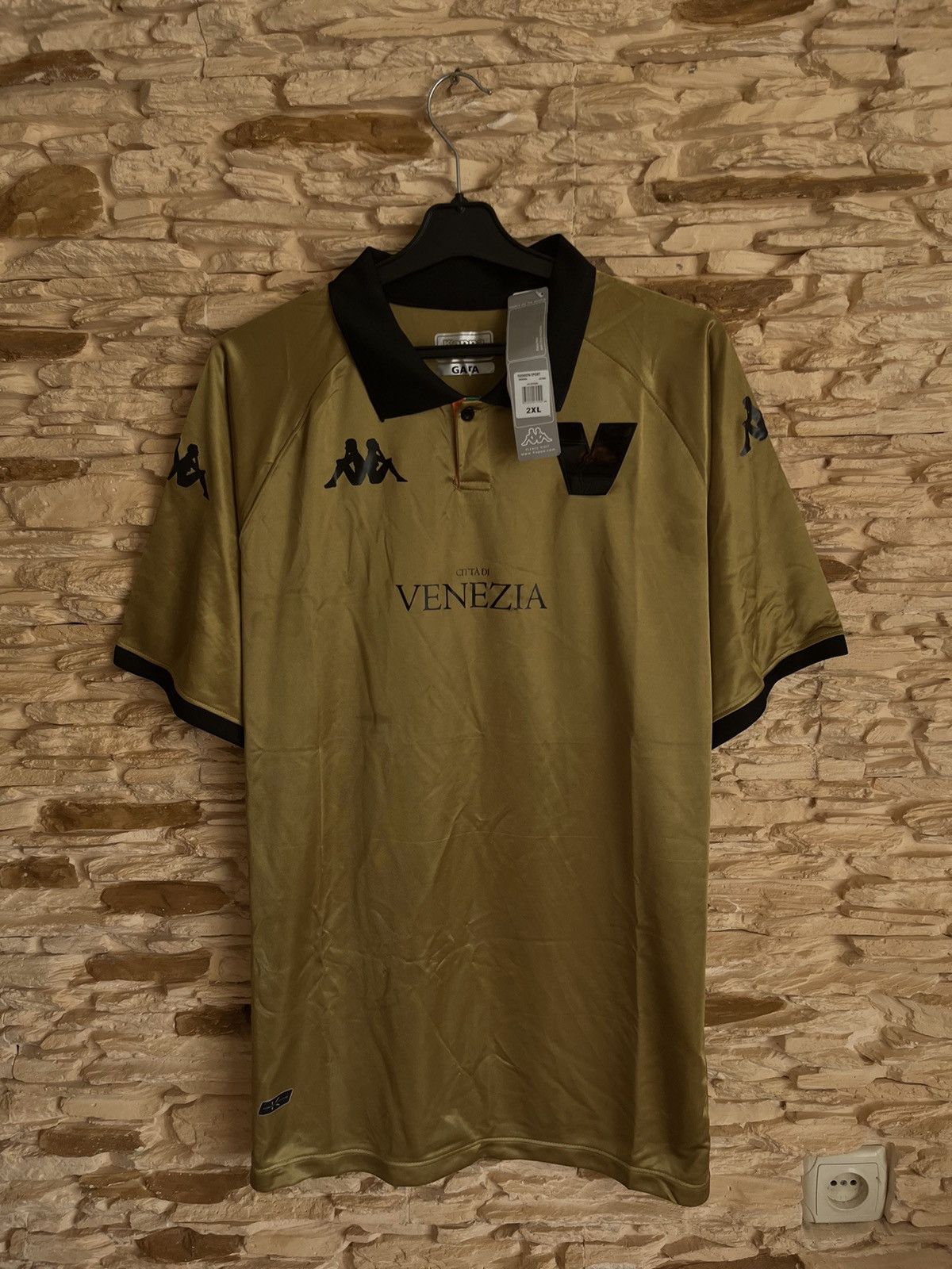 image of NWT Vintage Blokecore Kappa Venezia Fc Drill Football Jersey in Gold, Men's (Size 2XL)