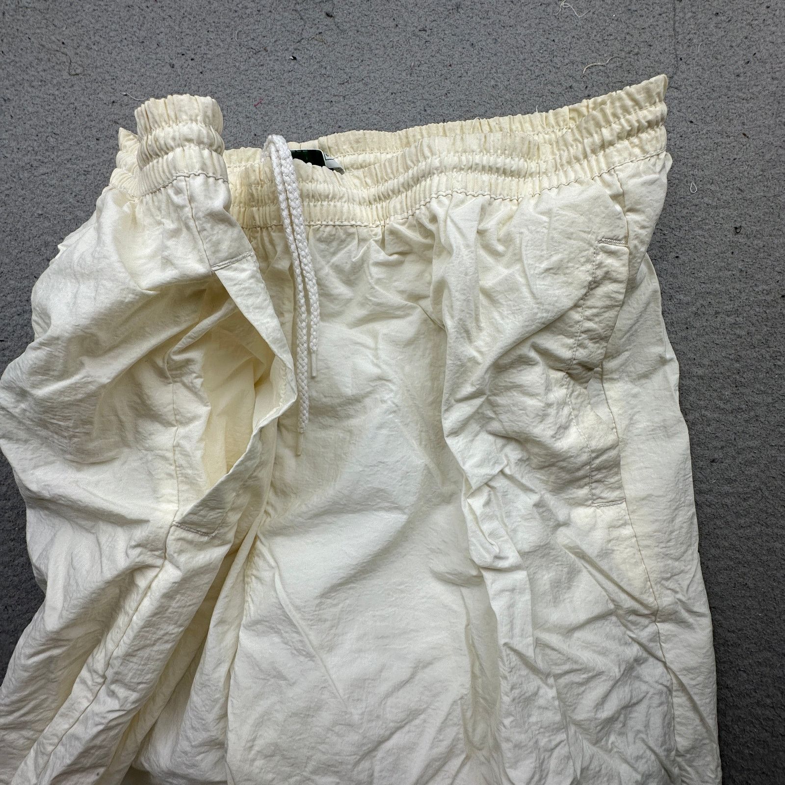 Lacoste Vintage 90s Lacoste Windbreaker Pants Men Large Jogger White Size US 36 / EU 52 - 13 Thumbnail