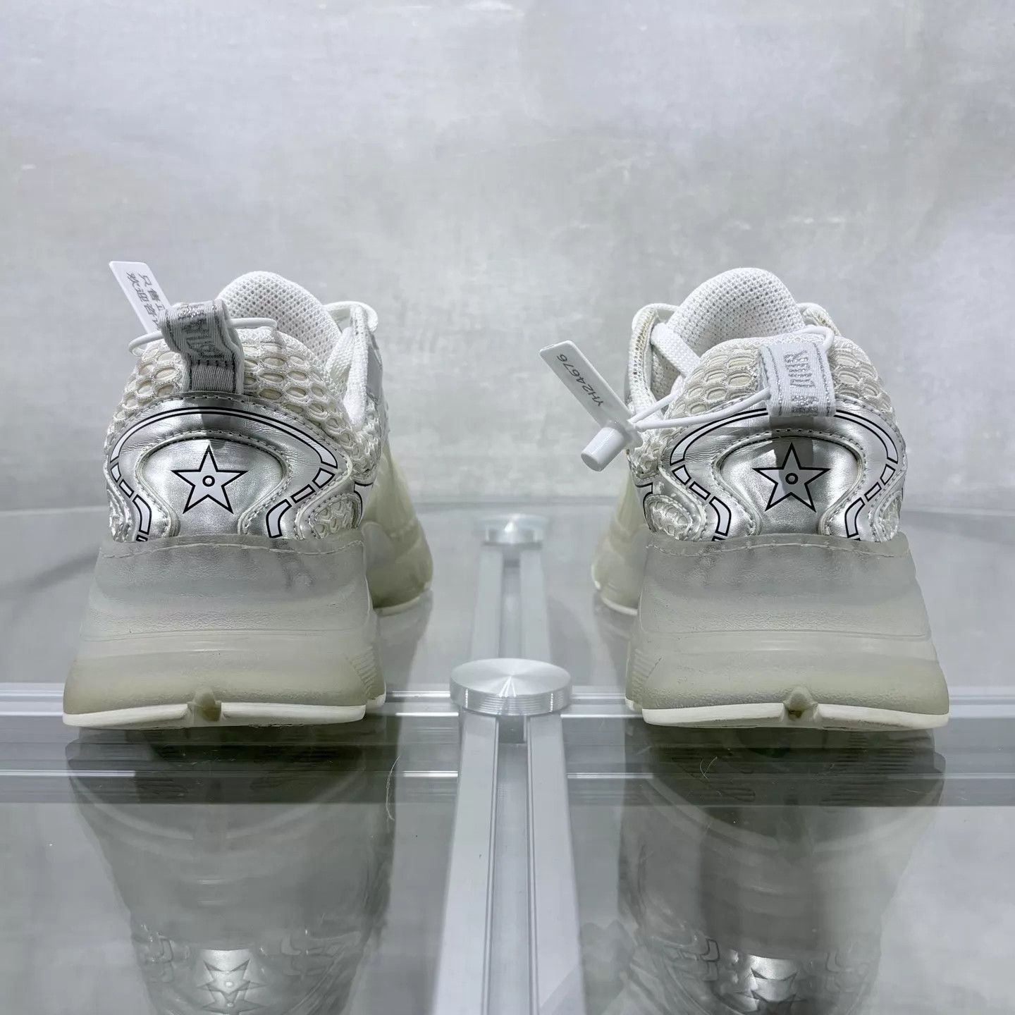 Dior Dior Vibe Silver/White Sneakers 36 Size US 5.5 / IT 35.5 - 6 Thumbnail