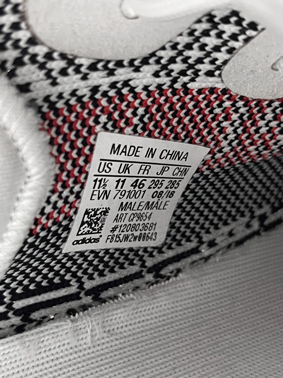 Adidas Yeezy 350 Zebra Size US 11 / EU 44 - 8 Thumbnail