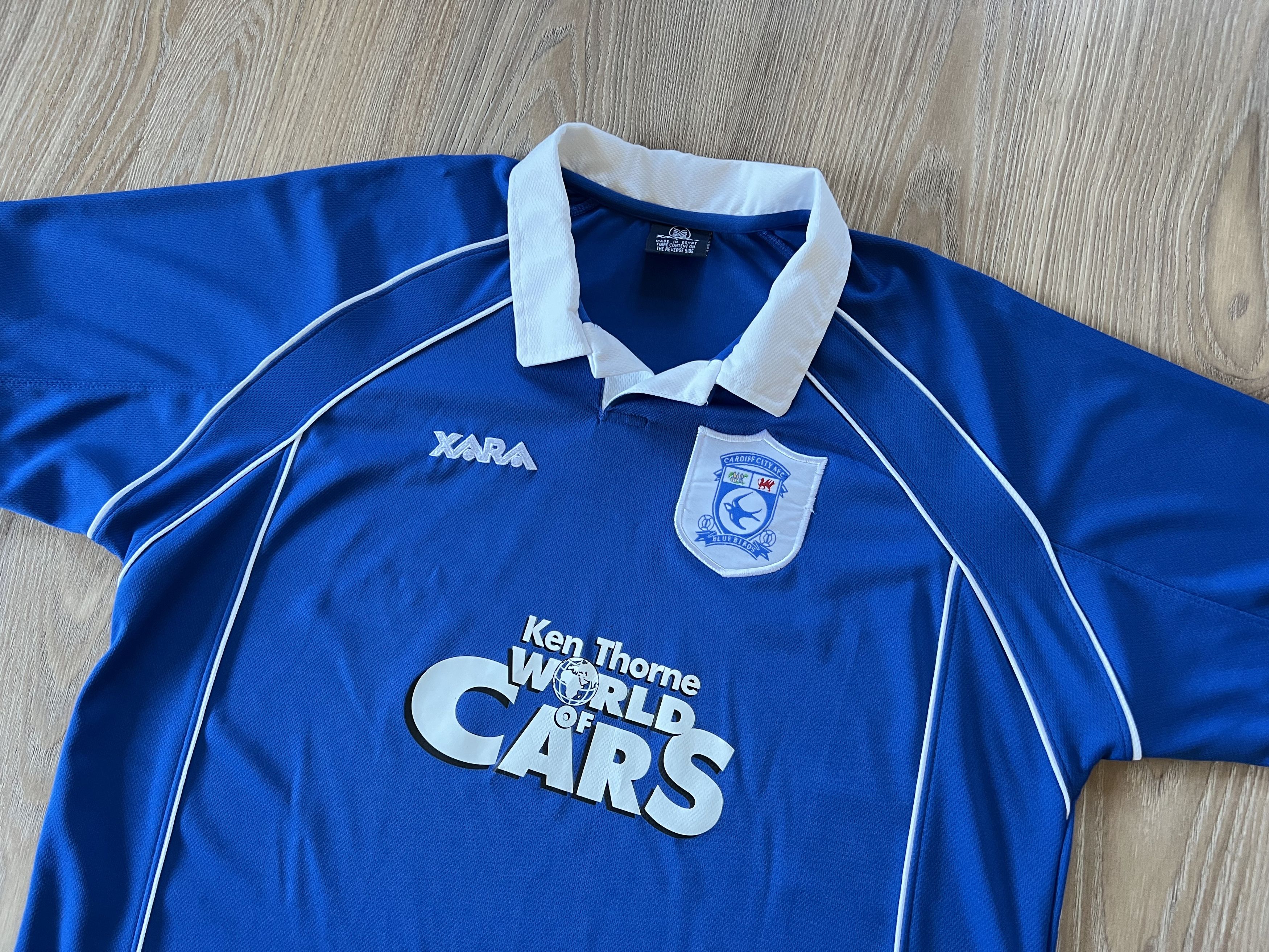Vintage Vintage Xara Cardiff Home Football Shirt 2000-2001 Size US L / EU 52-54 / 3 - 4 Thumbnail