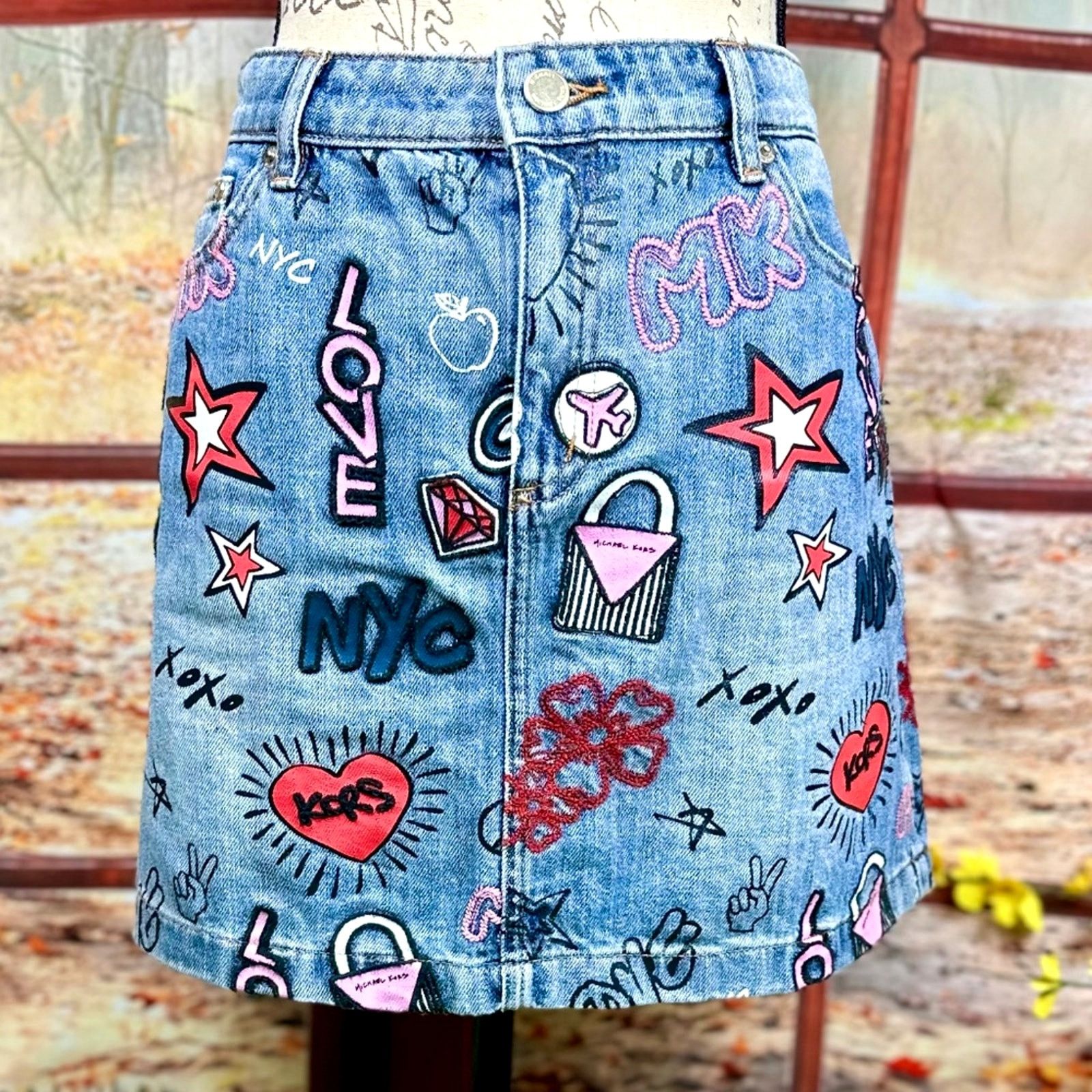 Michael Kors Michael Kors NYC Pop Art Denim Skirt Light blue wash size 8 Size 29" - 7 Thumbnail