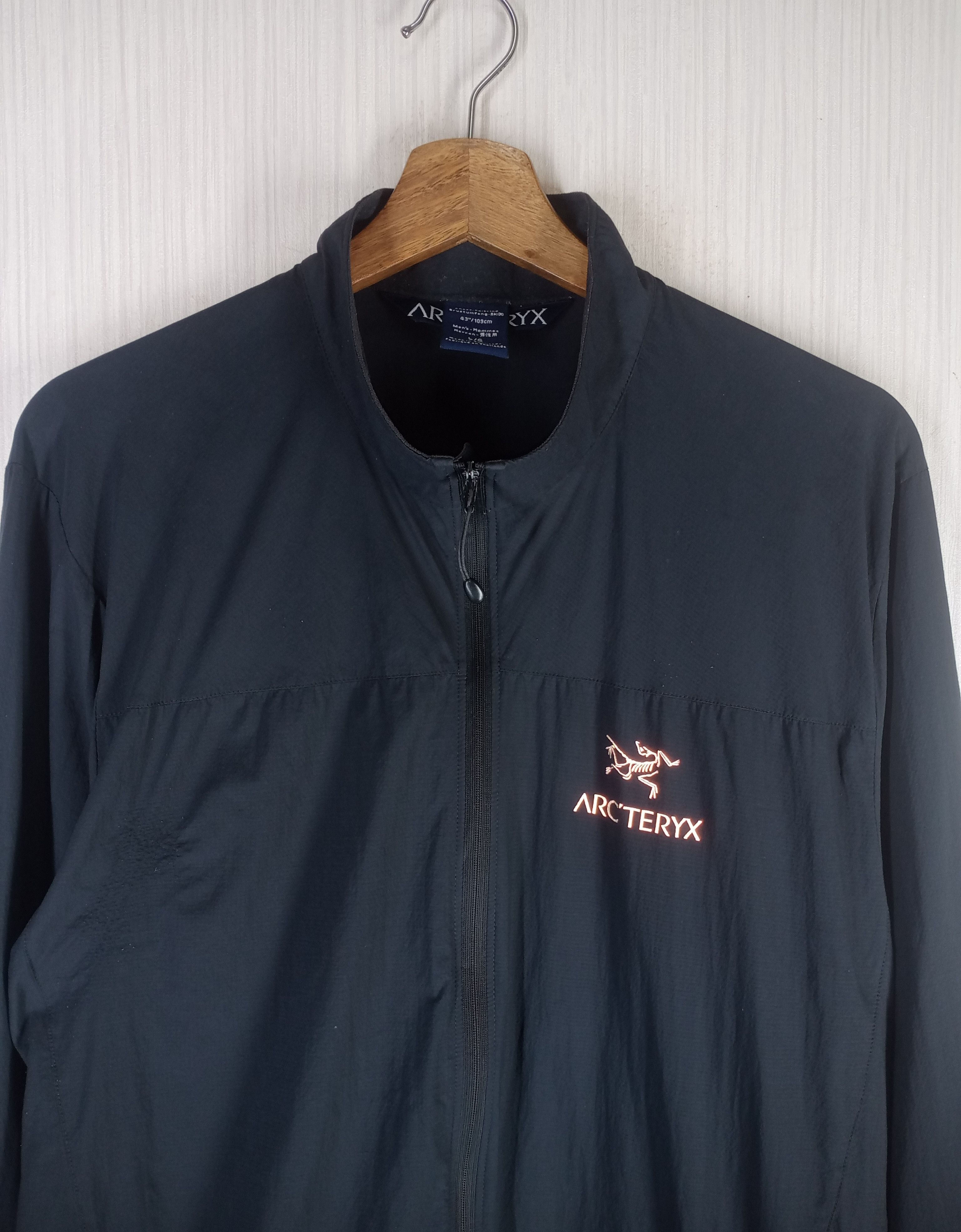 Arc'teryx Rare Vintage Arc'terys Reflect Logo Light Jacket Size US L / EU 52-54 / 3 - 3 Thumbnail