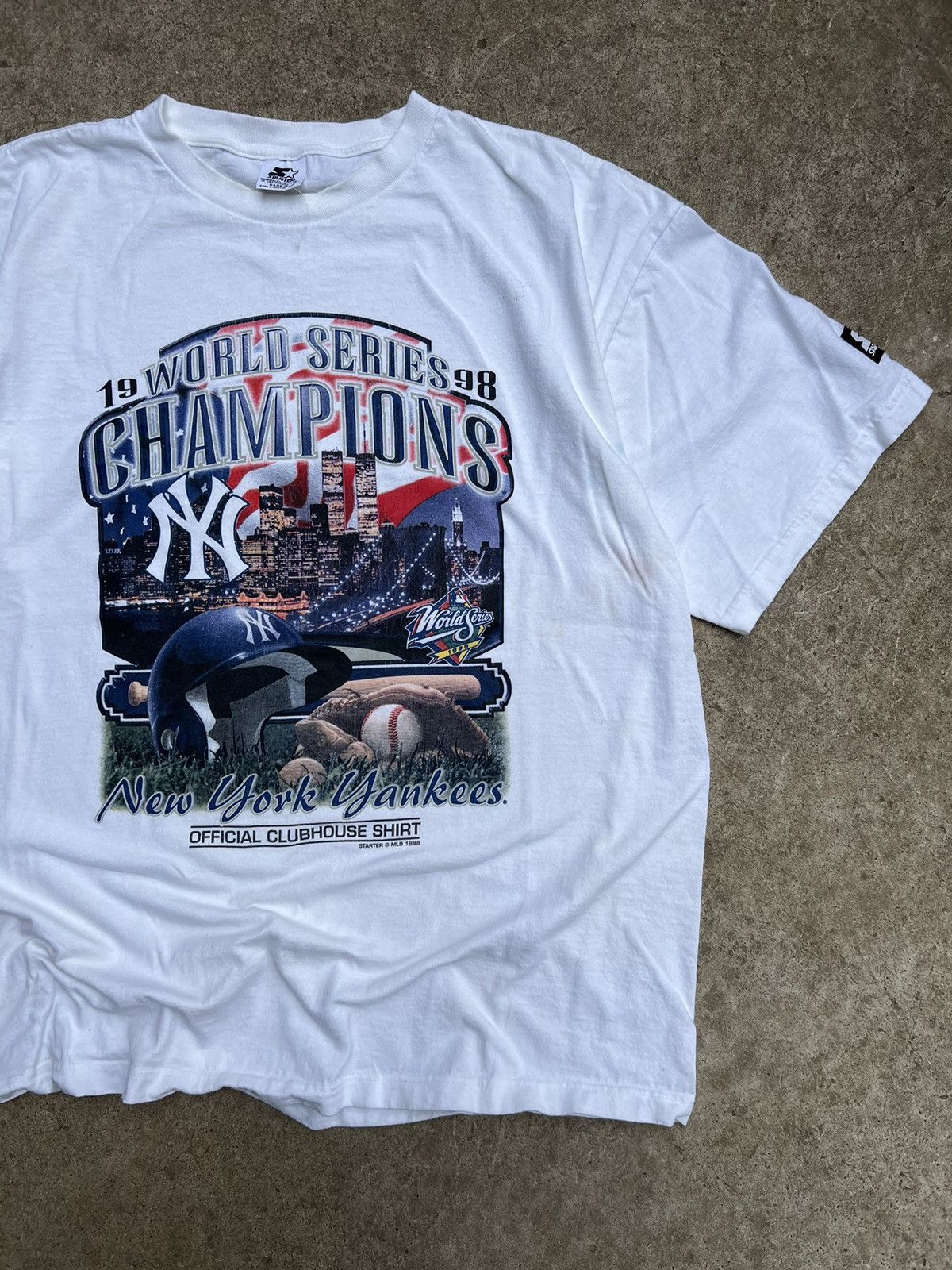 MLB × Vintage Vintage 90’s MLB Starter New York Yankees T Shirt Size US XL / EU 56 / 4 - 1 Thumbnail