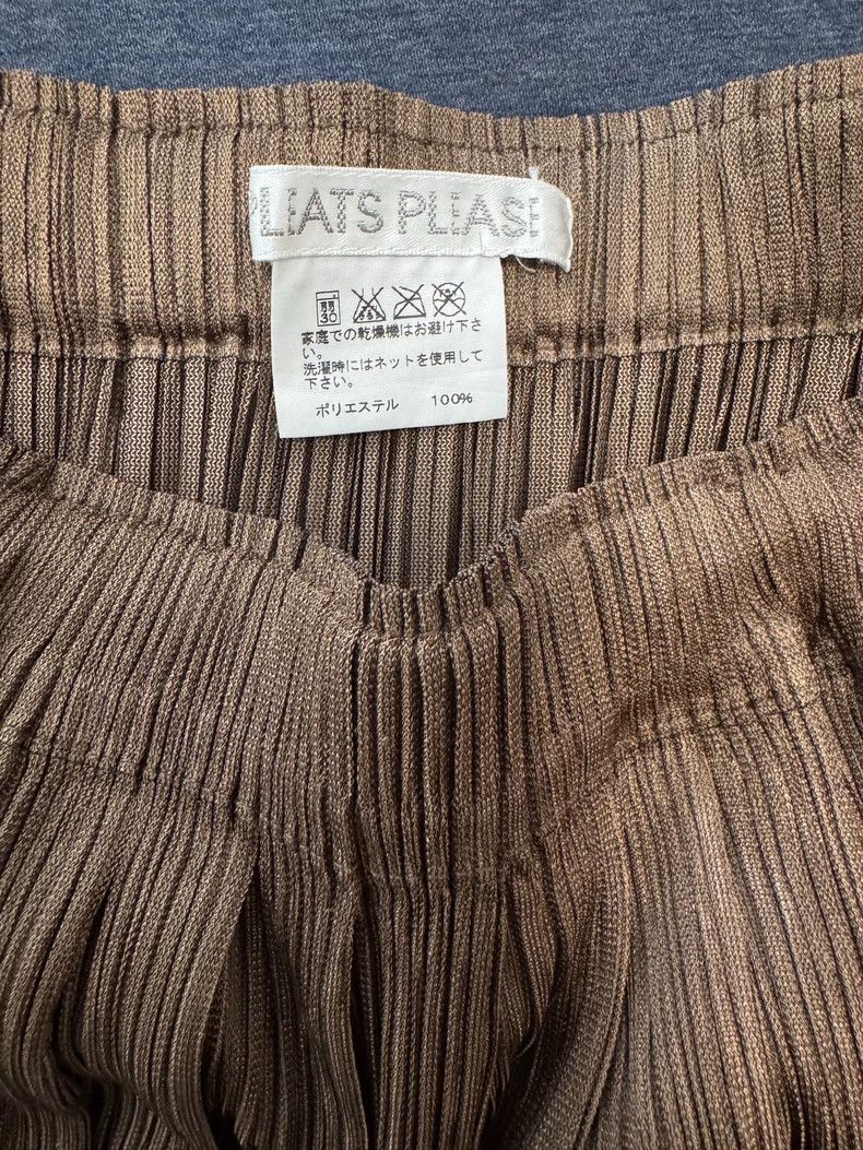 Issey Miyake Issey Miyake size:2 Metallic half skirt Size 42" / US 20 - 2 Thumbnail