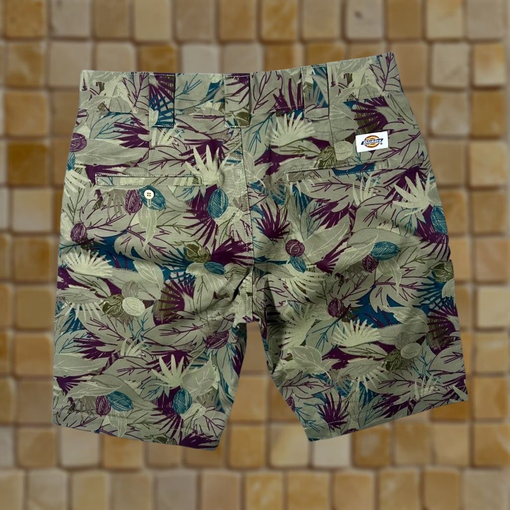 Dickies Dickies Floral Leaf Patterned Skater Cotton Blend Chino Shorts 30 Khaki/Multi Mens Casual Test DC66 Size US 30 / EU 46 - 1 Thumbnail