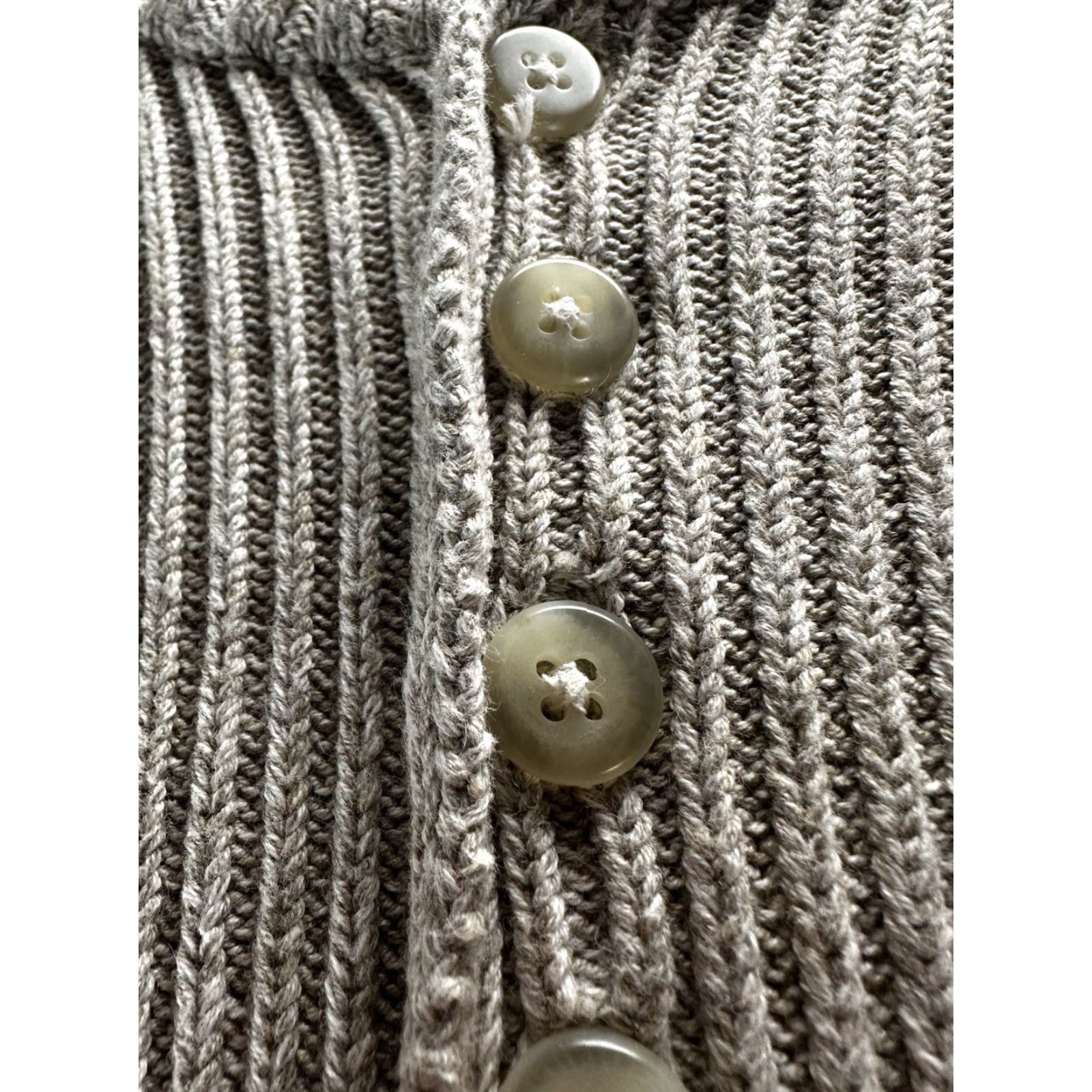 Eddie Bauer VTG Eddie Bauer Ribbed Henley Sweater Mens 2XL Beige Mock Neck Long Sleeve Cable-Knit 90s Vintage Debris: None Size US XXL / EU 58 / 5 - 4 Thumbnail