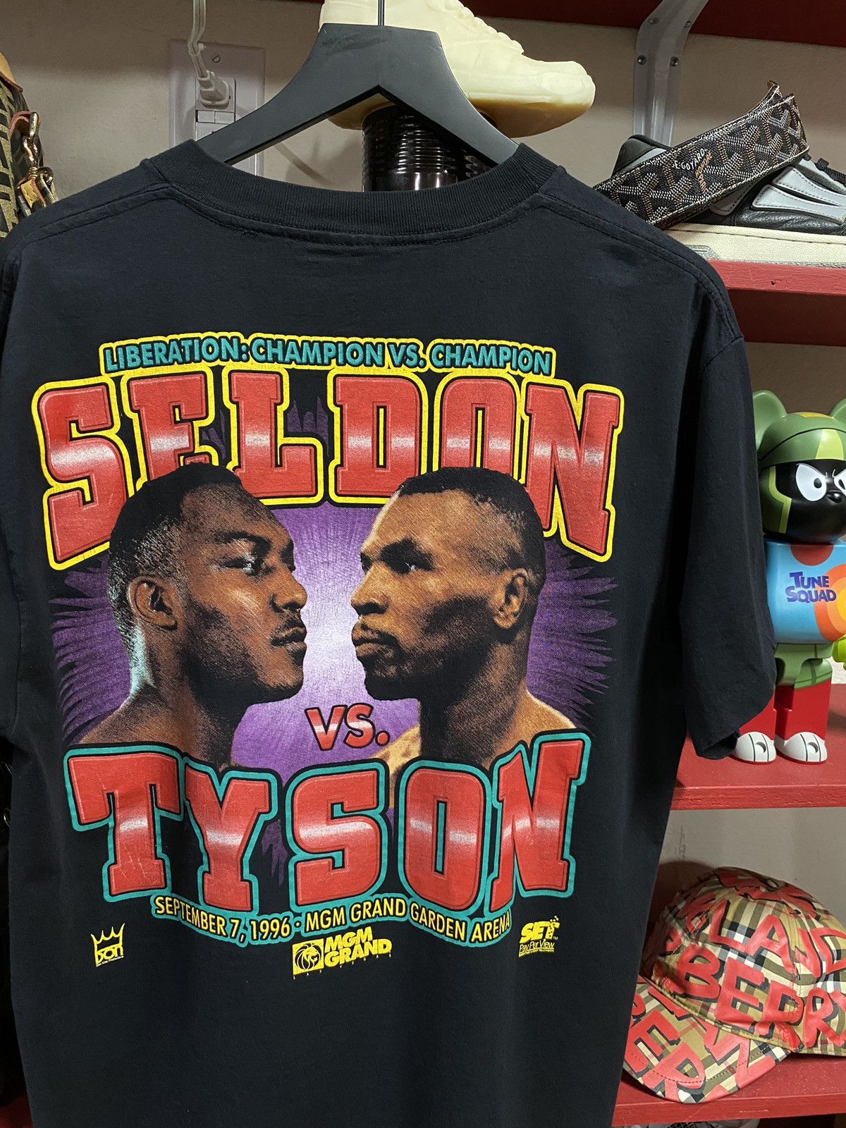 Vintage Vintage 1996 Mike Tyson Boxing Tee Shirt Men’s Large Size US L / EU 52-54 / 3 - 3 Thumbnail