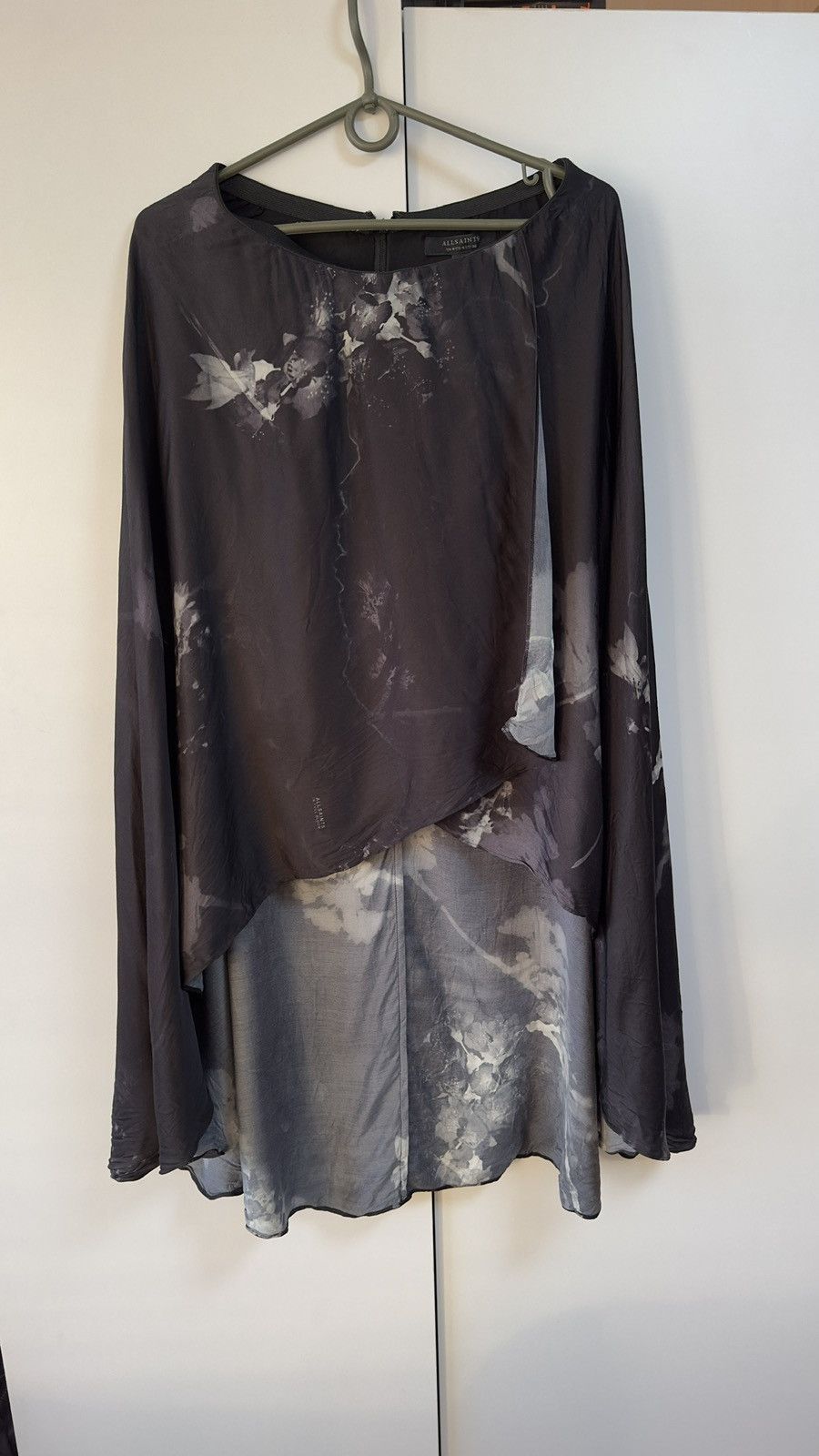 Allsaints AllSaints Slivina Ume Skirt Abstract Floral Size 27" / US 4 / IT 40 - 1 Thumbnail