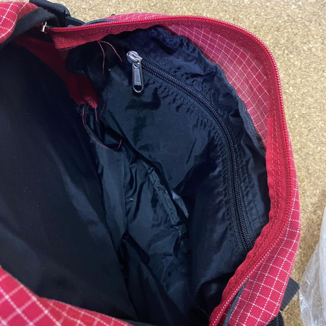 Supreme Supreme Archive 2009 Ripstop Bag – Red, YKK Zips Size ONE SIZE - 10 Thumbnail
