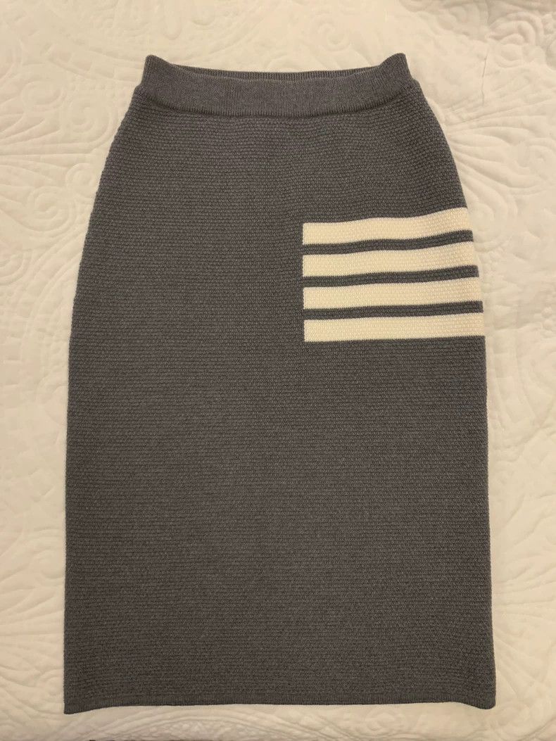 Thom Browne Thom Browne Knitted half skirt Size 25" / US 0 / IT 36 - 1 Thumbnail