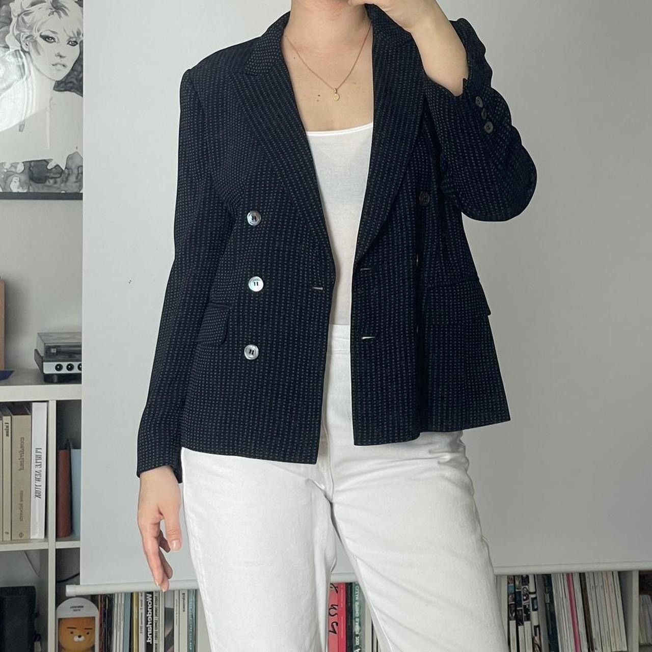 Other × Vintage Liz Claiborne Navy and White Pinstriped Blazer Size L / US 10 / IT 46 - 1 Thumbnail