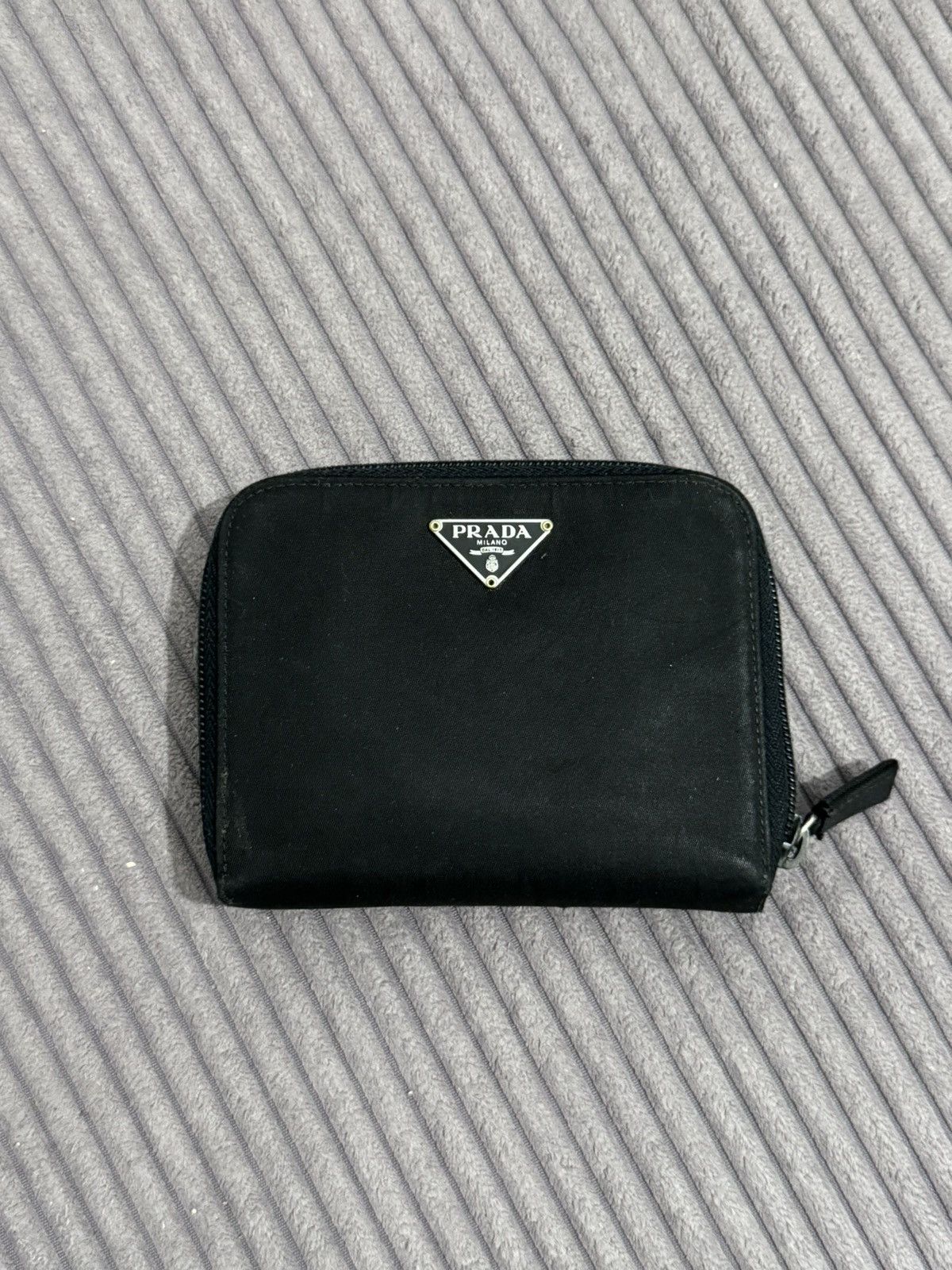 Prada Vintage Prada Nylon Big Wallet Black Logo Hype Designer Size ONE SIZE - 1 Thumbnail