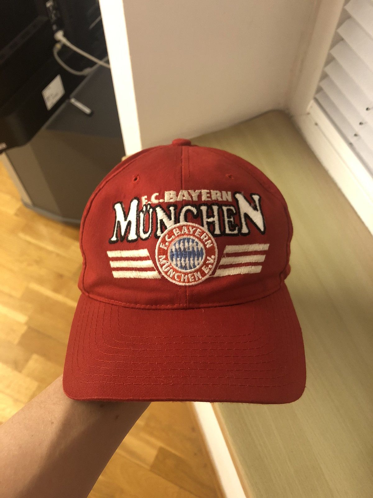Vintage BAYERN MUNICH VINTAGE RARE FOOTBALL SOCCER GERMAN HAT CAP Size ONE SIZE - 1 Thumbnail