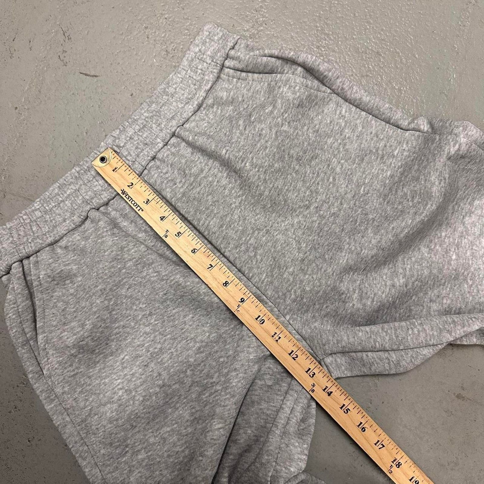 Other Baggy grey wide leg essential sweatpants Size US 32 / EU 48 - 5 Thumbnail