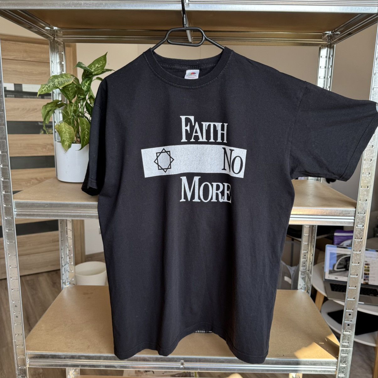 Vintage Vintage Faith No More We Care a Lot Tees 90s 00s Metal Rock Size US L / EU 52-54 / 3 - 3 Thumbnail
