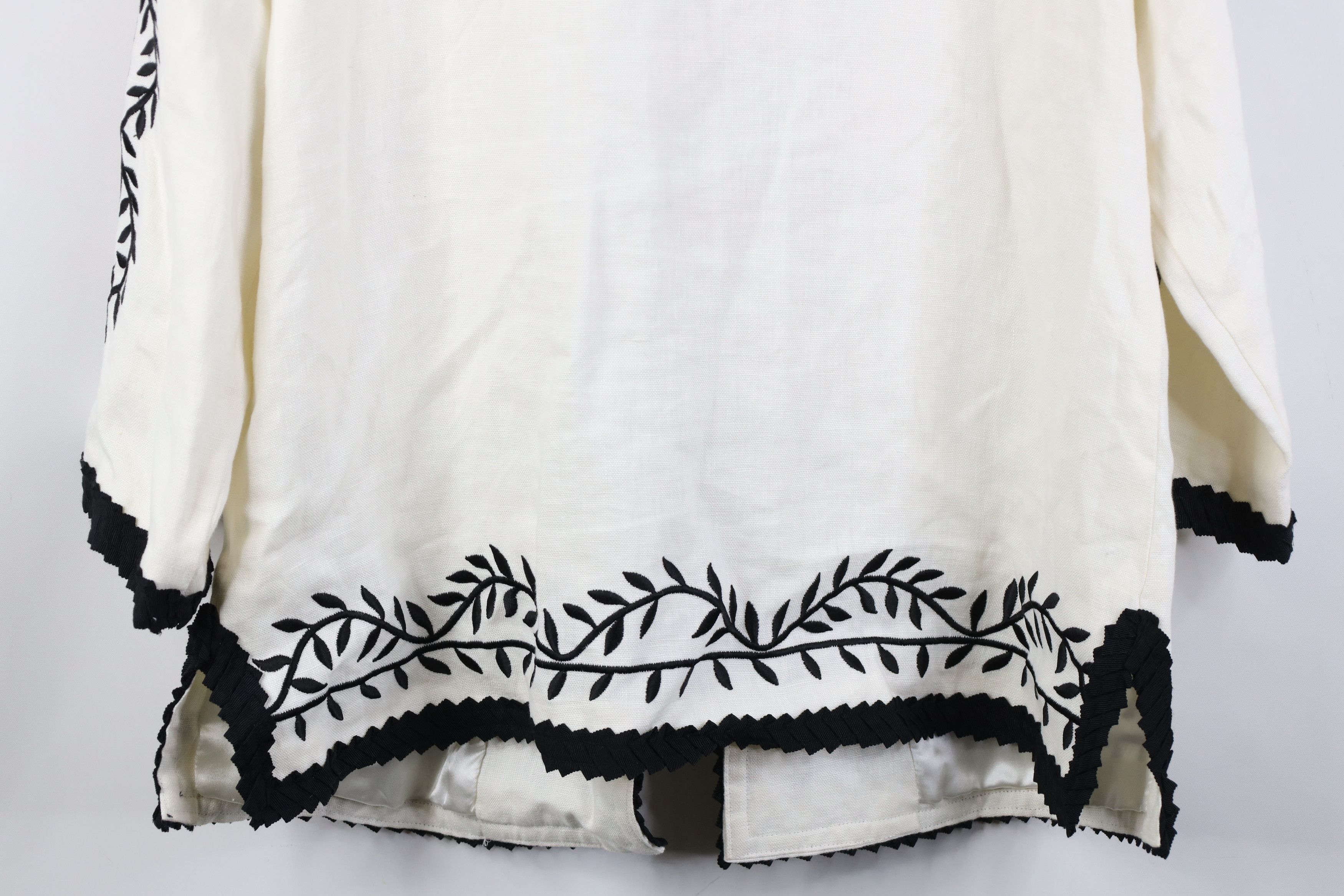 Vintage Vintage 90s Streetwear Embroidered Leaf Blazer Jacket White Size L / US 10 / IT 46 - 15 Thumbnail
