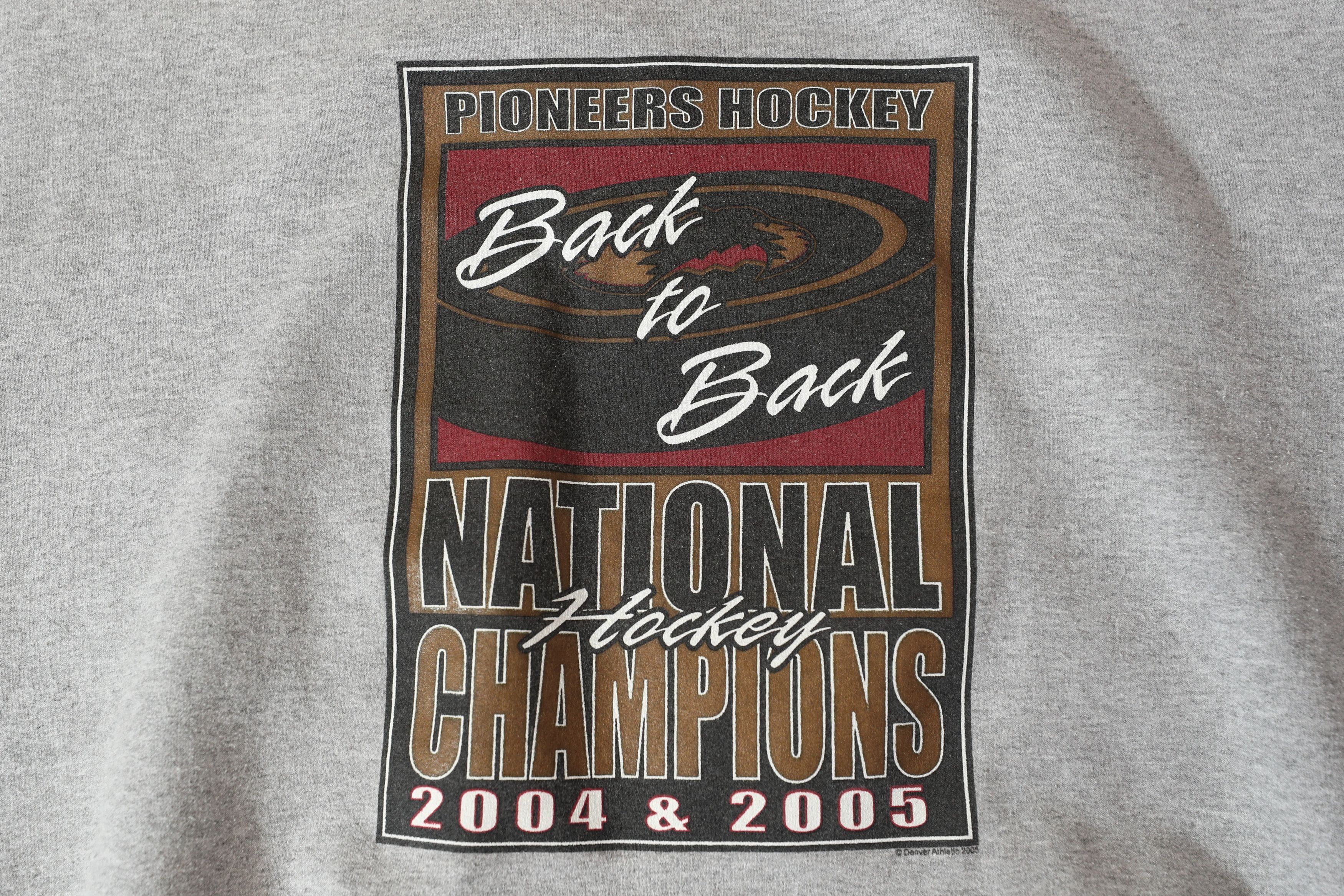 Gildan Pioneer Hockey Back to Back National Champs 04 & 05 (XXL) Size US XXL / EU 58 / 5 - 4 Thumbnail