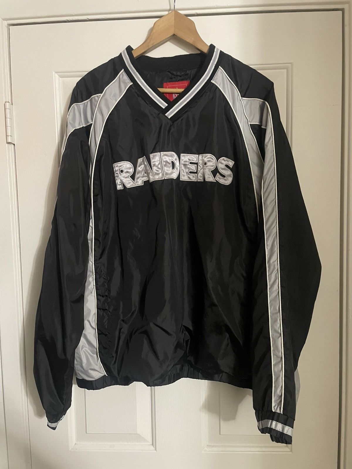 NFL Vintage Raiders pullover Size US L / EU 52-54 / 3 - 1 Thumbnail
