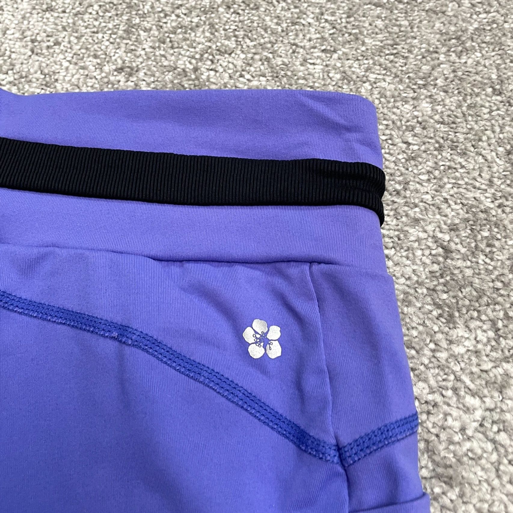 Vintage Tsu.Ya Cropped Leggings Womens Medium Purple Pocket Active Gym 26x19 Size 32" / US 10 / IT 46 - 3 Thumbnail