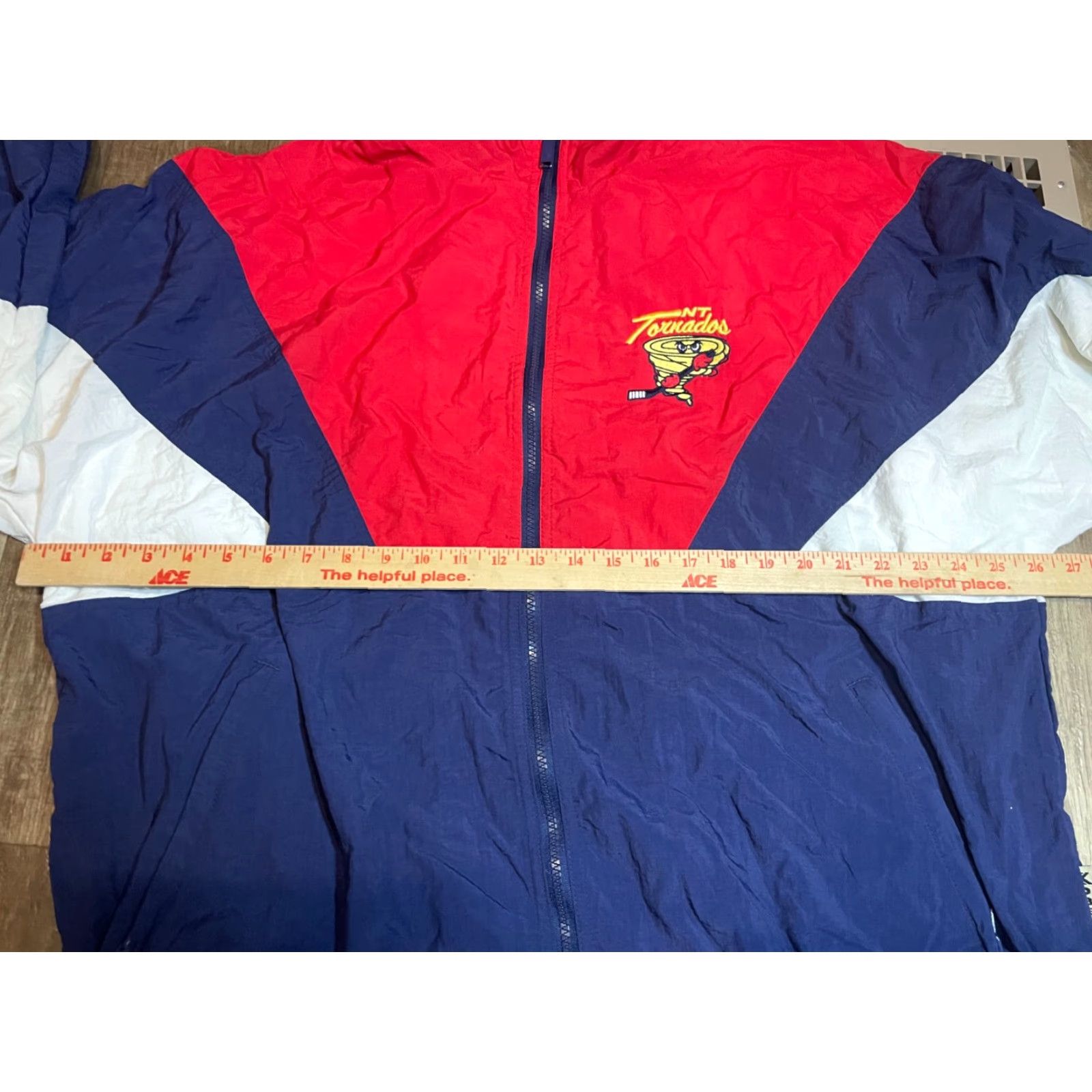 Coach VINTAGE XXL Kobe Jacket Mens 2XL Windbreaker Jacket Full Zip Red Blue 90s Varsity Coach Embordered Nylon Canada Mens Size US XXL / EU 58 / 5 - 3 Thumbnail