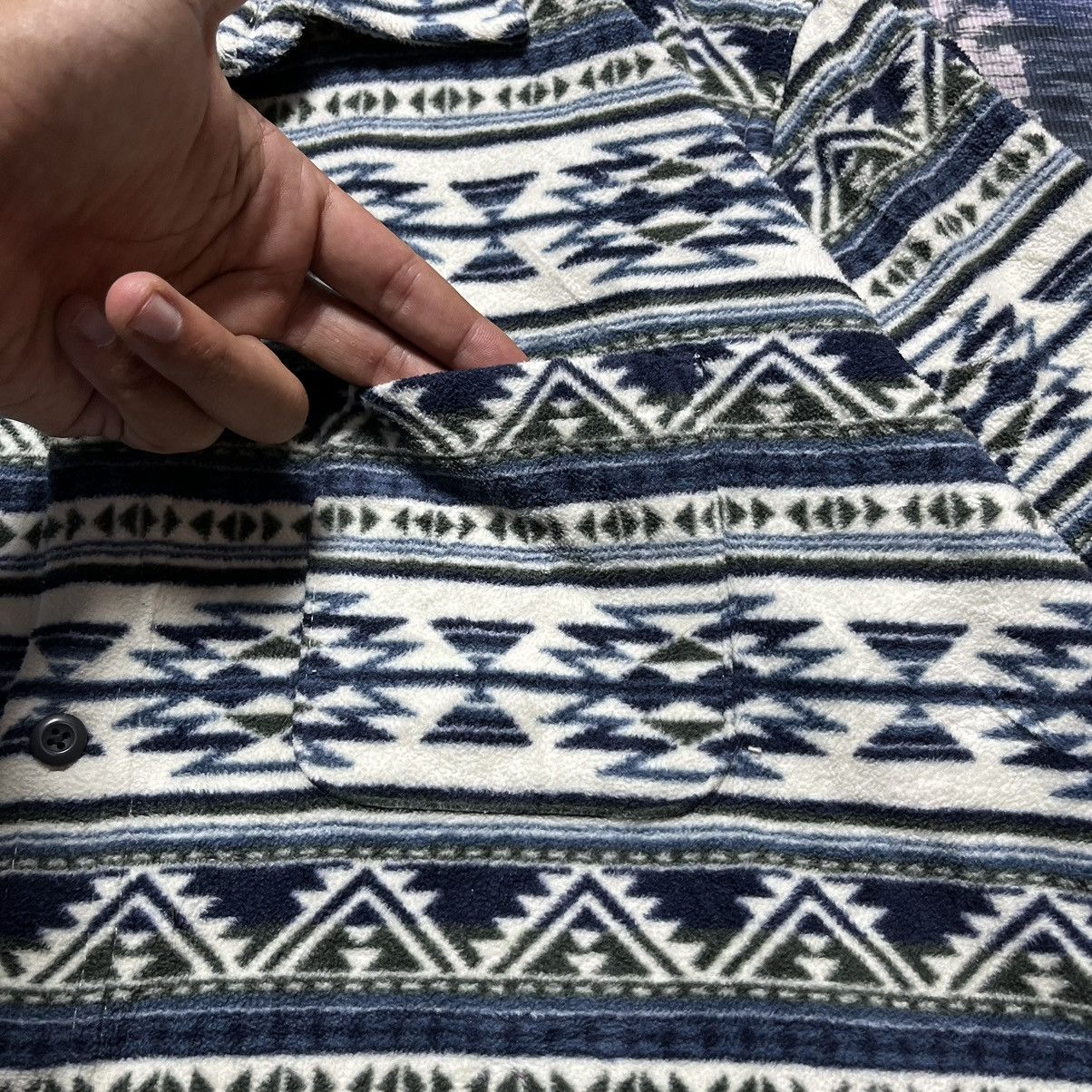 Japanese Brand × Uniqlo 🔥Uniqlo Native Navajo Design Flannel Shirt Button Up Size US L / EU 52-54 / 3 - 3 Thumbnail