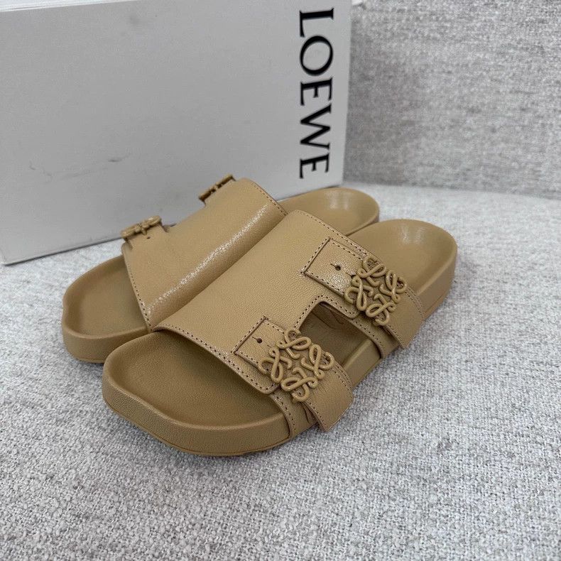 Loewe LOEWE Kachiche badge logo slippers Size US 7.5 / IT 37.5 - 3 Thumbnail