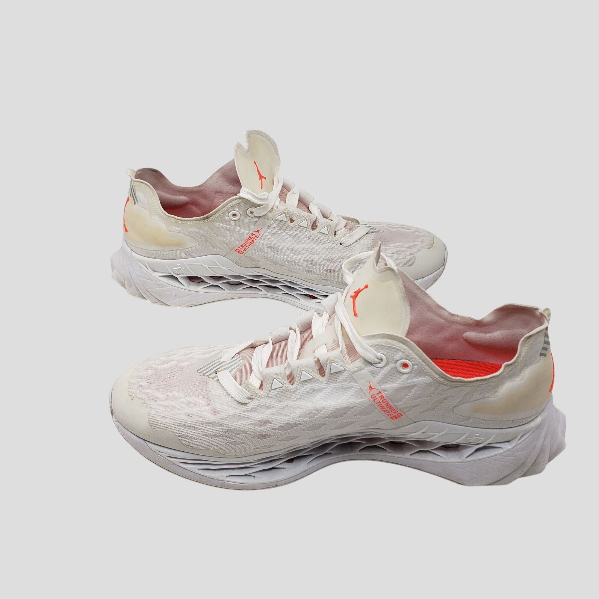 Jordan Brand Jordan Zoom Trunner Ultimate White Flash Crimson Mens 10.5 Size US 10.5 / EU 43-44 - 9 Thumbnail