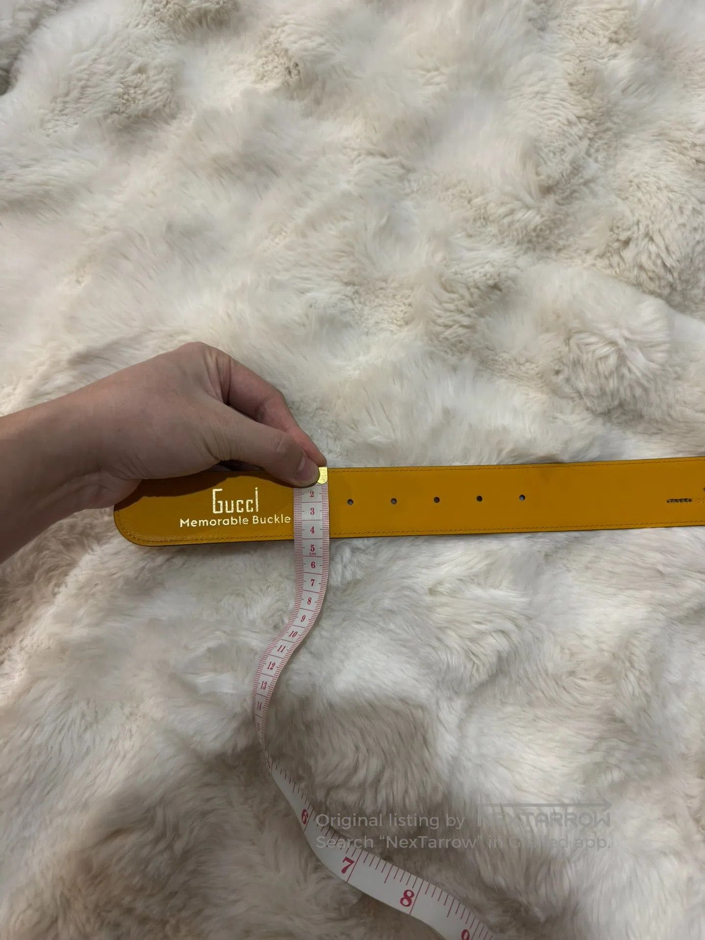 Gucci Guicci size 85 Contrasting Gold Buckle Belt| Size ONE SIZE - 8 Thumbnail