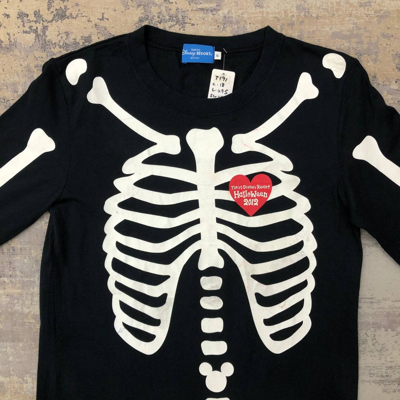 Disney T191 TOKYO DISNEY SKALETON HALLOWEEN TEE Size US S / EU 44-46 / 1 - 4 Thumbnail